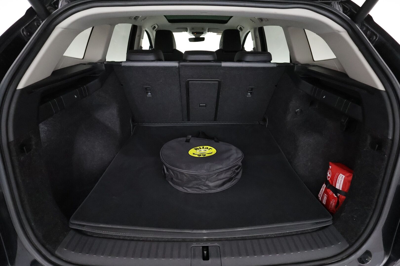 SKODA ENYAQ 2021 80 iV **Lämpöpumppu / Panorama / Adapt. vakkari / 360 Kamera / Apple&Android / Keyless** - Akku kuntotarkastettu