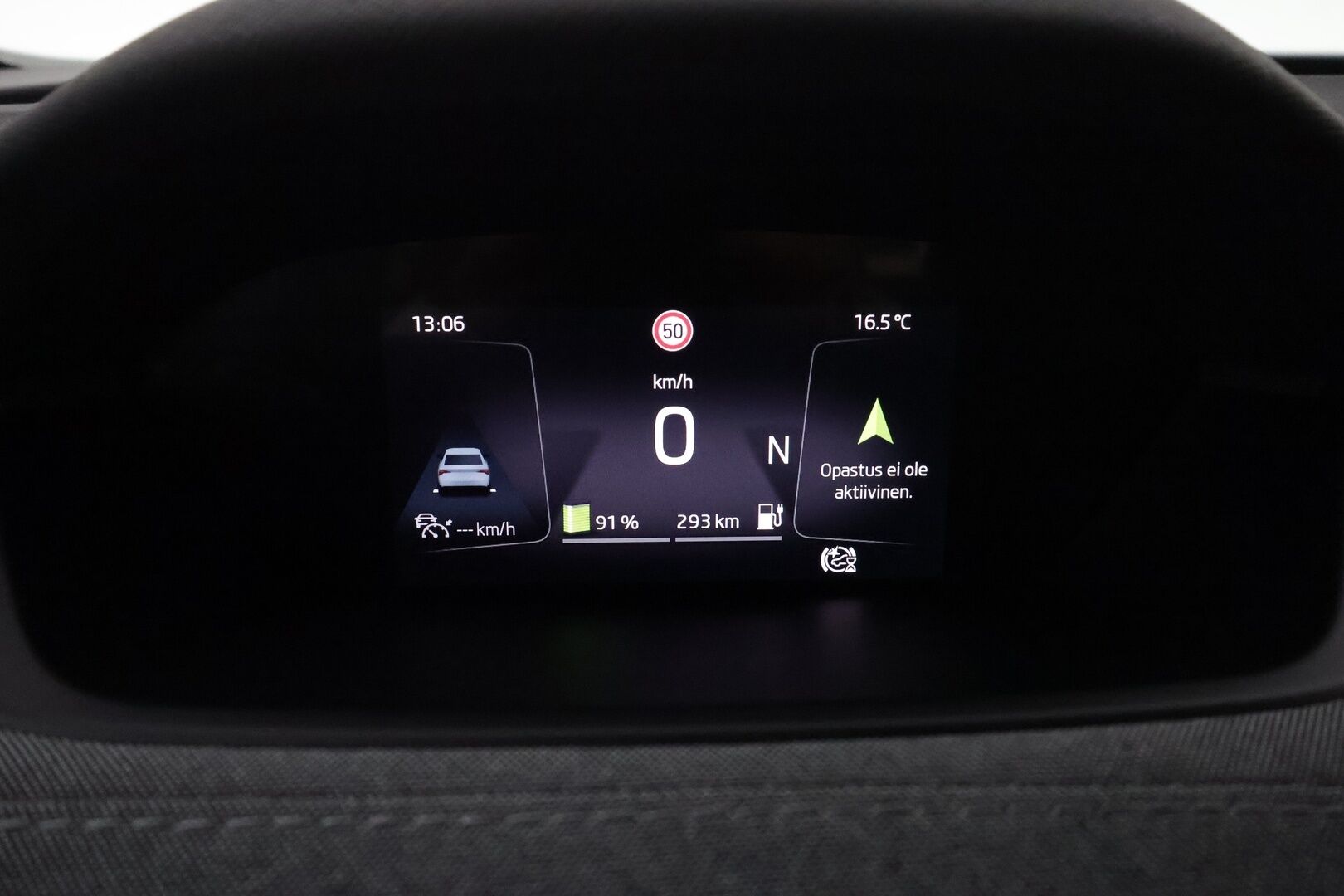 SKODA ENYAQ 2021 80 iV **Lämpöpumppu / Panorama / Adapt. vakkari / 360 Kamera / Apple&Android / Keyless** - Akku kuntotarkastettu