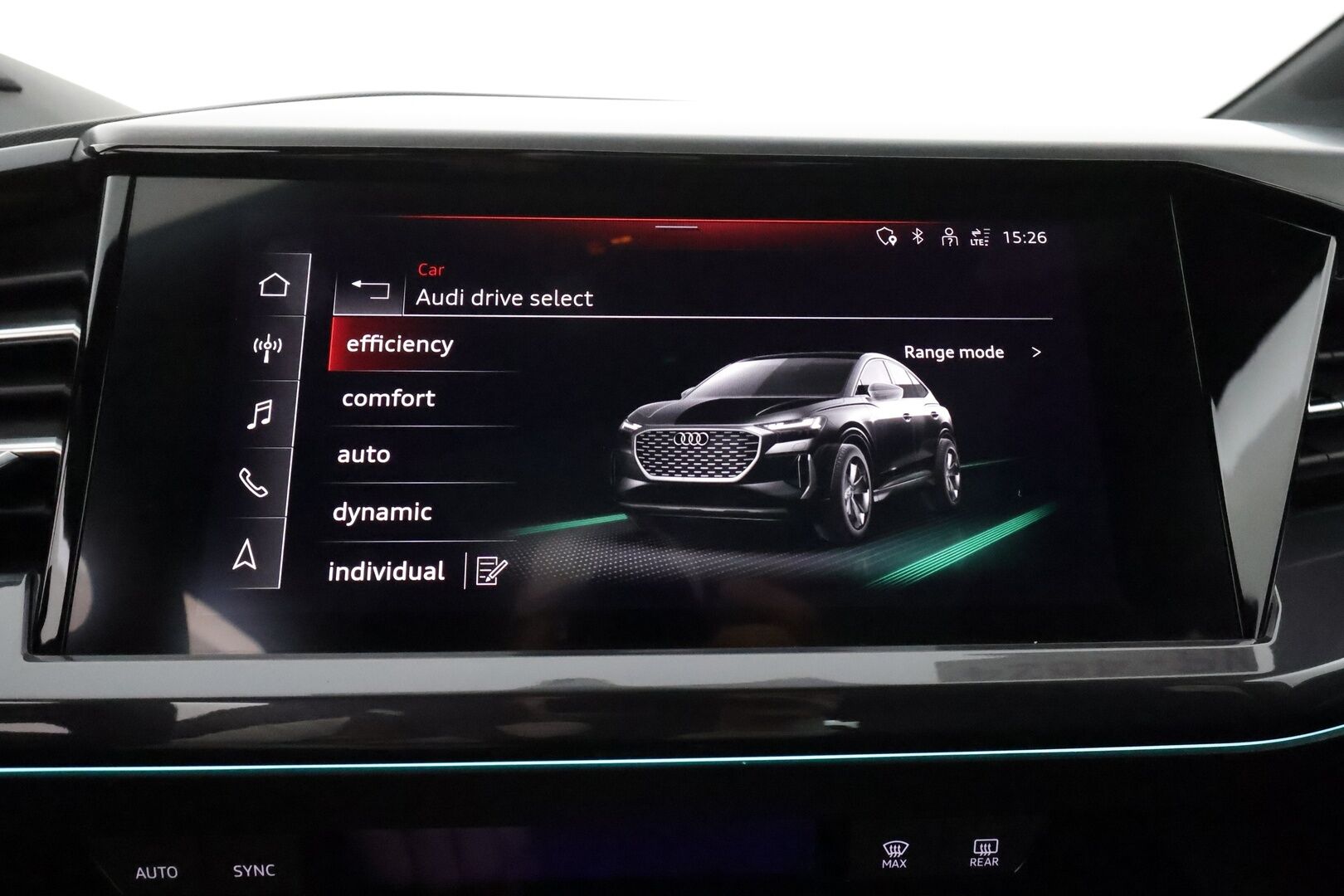 AUDI Q4 E-TRON 2022 40 e-tron Sportback S-Line **HUD / Panorama / Lämpöpumppu / Adapt. vakkari / Sporttinahat / P.kamera / Koukku** - 3,99 % KORKOTARJOUS TÄHÄN AUTOON - Akku kuntotarkastettu