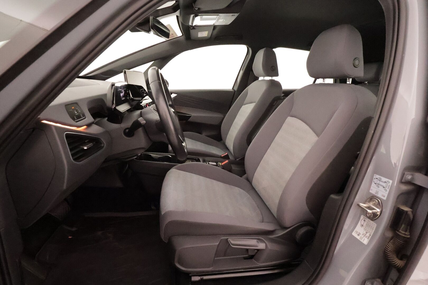 VOLKSWAGEN ID.3 2022 Pro Performance 150 kW **Lämpöpumppu / Adapt. vakkari / Apple&Android / LED / P.tutkat / Kahdet renkaat** - Akku kuntotarkastettu