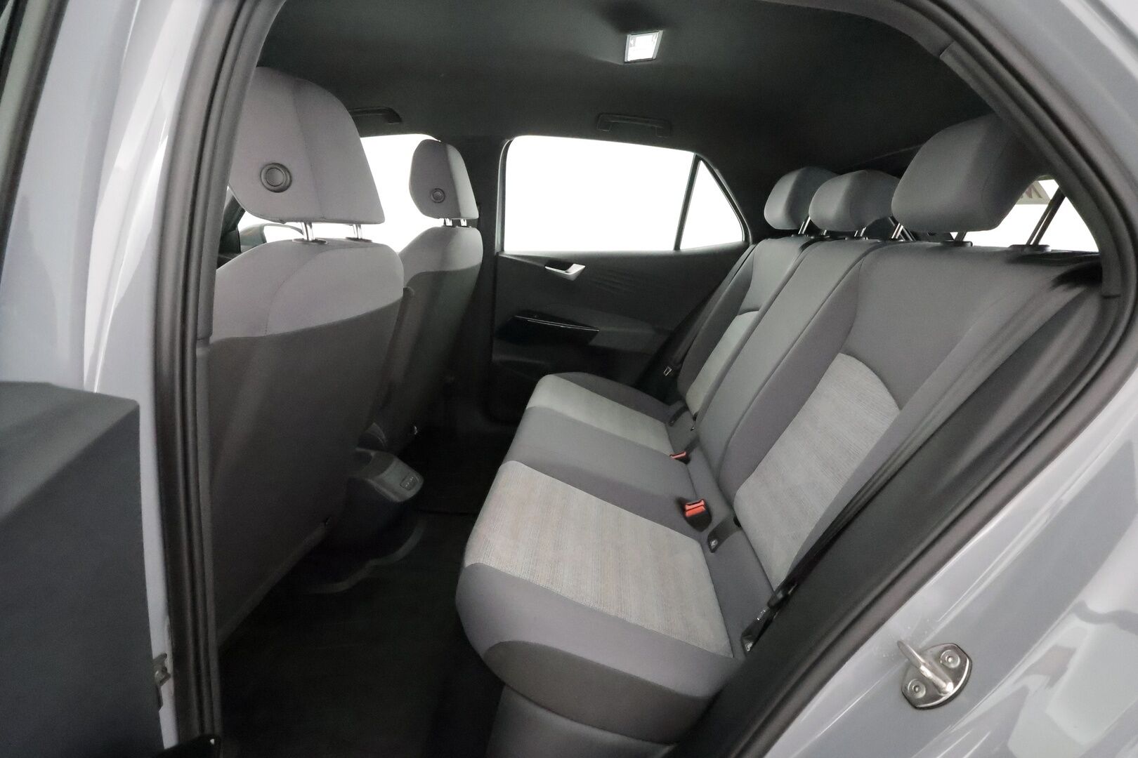 VOLKSWAGEN ID.3 2022 Pro Performance 150 kW **Lämpöpumppu / Adapt. vakkari / Apple&Android / LED / P.tutkat / Kahdet renkaat** - Akku kuntotarkastettu