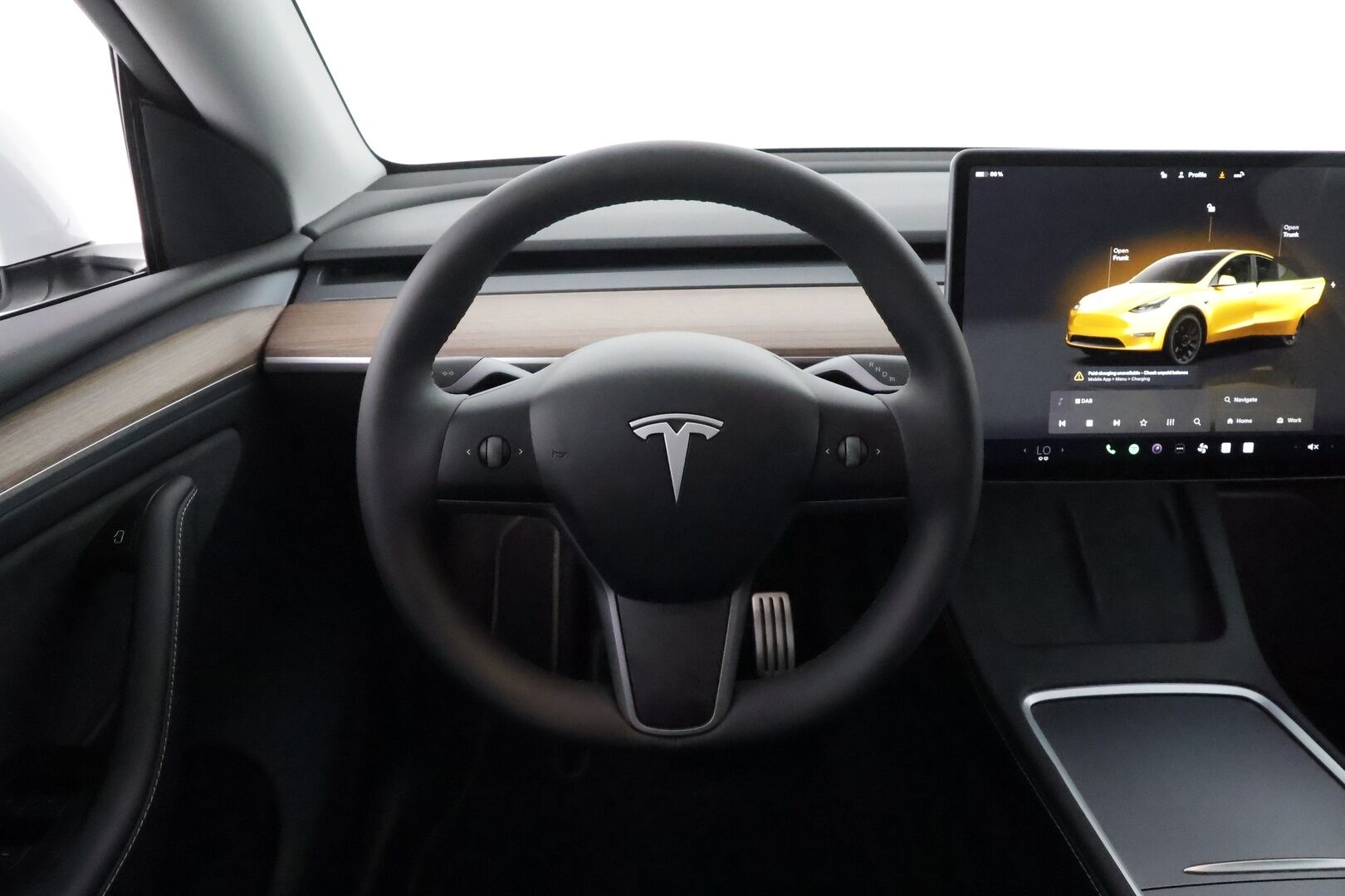 TESLA MODEL Y 2024 Performance **Autopilot / Lämpöpumppu / AMD Ryzen / Matrix LED / P.kamera / Kahdet renkaat** - 3,99 % KORKOTARJOUS TÄHÄN AUTOON - 