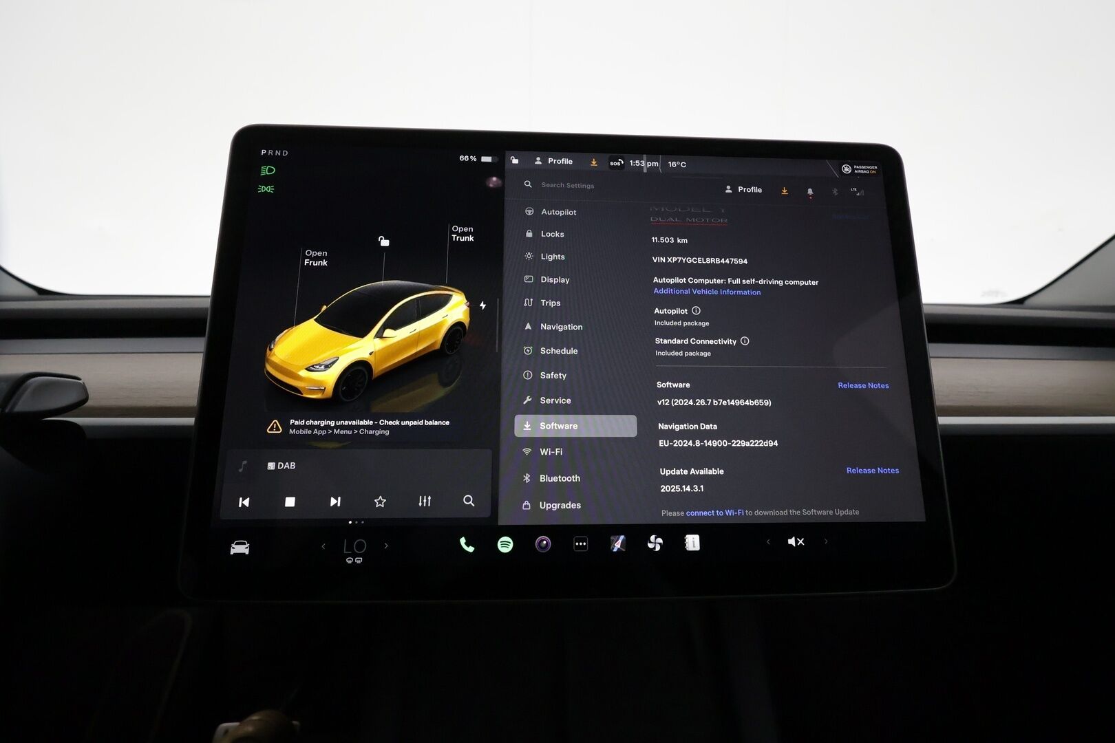 TESLA MODEL Y 2024 Performance **Autopilot / Lämpöpumppu / AMD Ryzen / Matrix LED / P.kamera / Kahdet renkaat** - 3,99 % KORKOTARJOUS TÄHÄN AUTOON - 