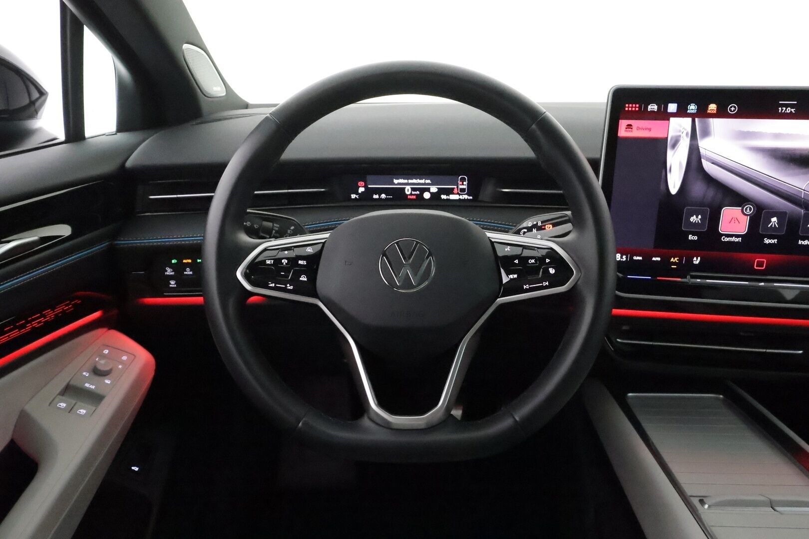 VOLKSWAGEN ID.7 2024 Pro Business 210kW **HUD / HarmanKardon / Ilmastoidut&Hierovat muistipenkit / IQ Matrix LED / Lasikatto / Koukku / 360 Kamera** - 3,99 % KORKOTARJOUS TÄHÄN AUTOON - Akku kuntotarkastettu
