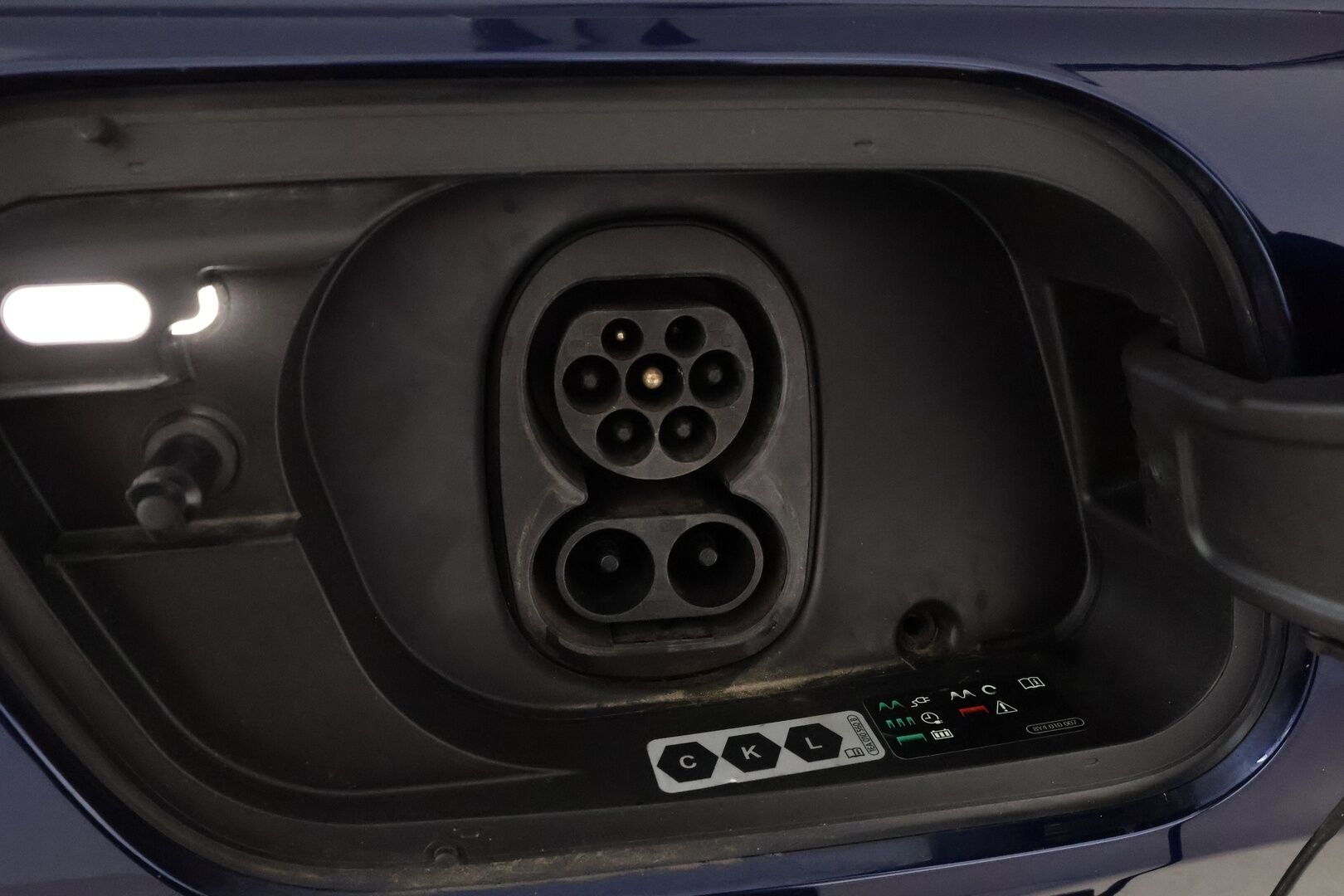 AUDI Q4 E-TRON 2022 50 e-tron quattro **Lämpöpumppu / Adapt. vakkari / Matrix LED / P.kamera / Koukku / Sporttipenkit / Keyless** - 3,99 % KORKOTARJOUS TÄHÄN AUTOON - Akku kuntotarkastettu