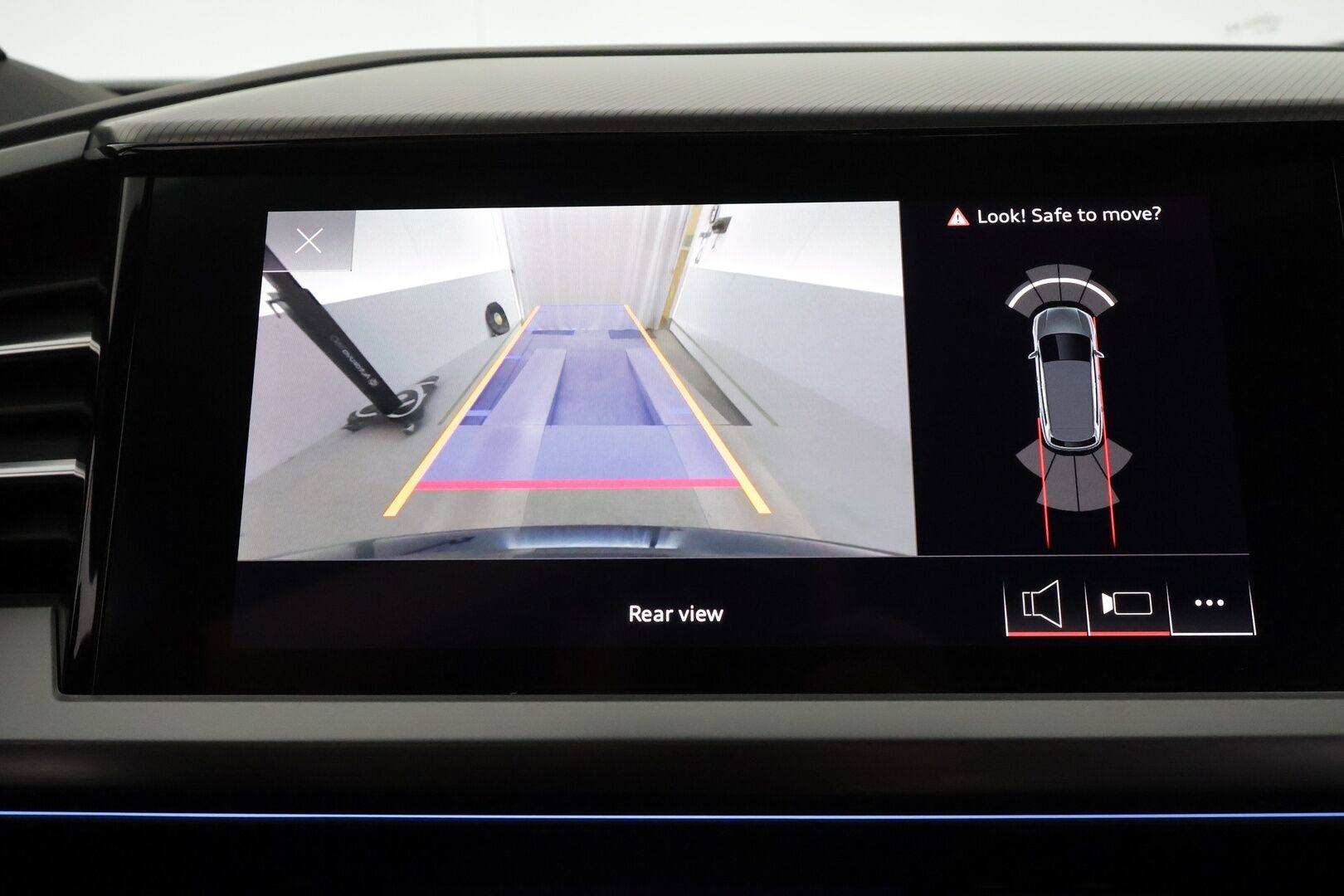 AUDI Q4 E-TRON 2022 50 e-tron quattro **Lämpöpumppu / Adapt. vakkari / Matrix LED / P.kamera / Koukku / Sporttipenkit / Keyless** - 3,99 % KORKOTARJOUS TÄHÄN AUTOON - Akku kuntotarkastettu