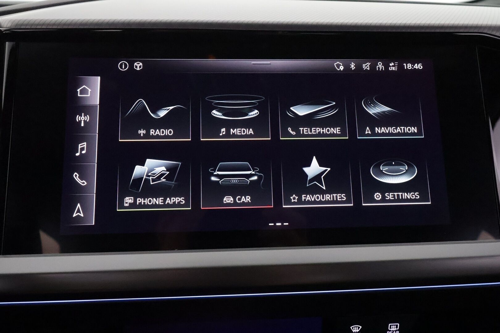 AUDI Q4 E-TRON 2022 50 e-tron quattro **Lämpöpumppu / Adapt. vakkari / Matrix LED / P.kamera / Koukku / Sporttipenkit / Keyless** - 3,99 % KORKOTARJOUS TÄHÄN AUTOON - Akku kuntotarkastettu