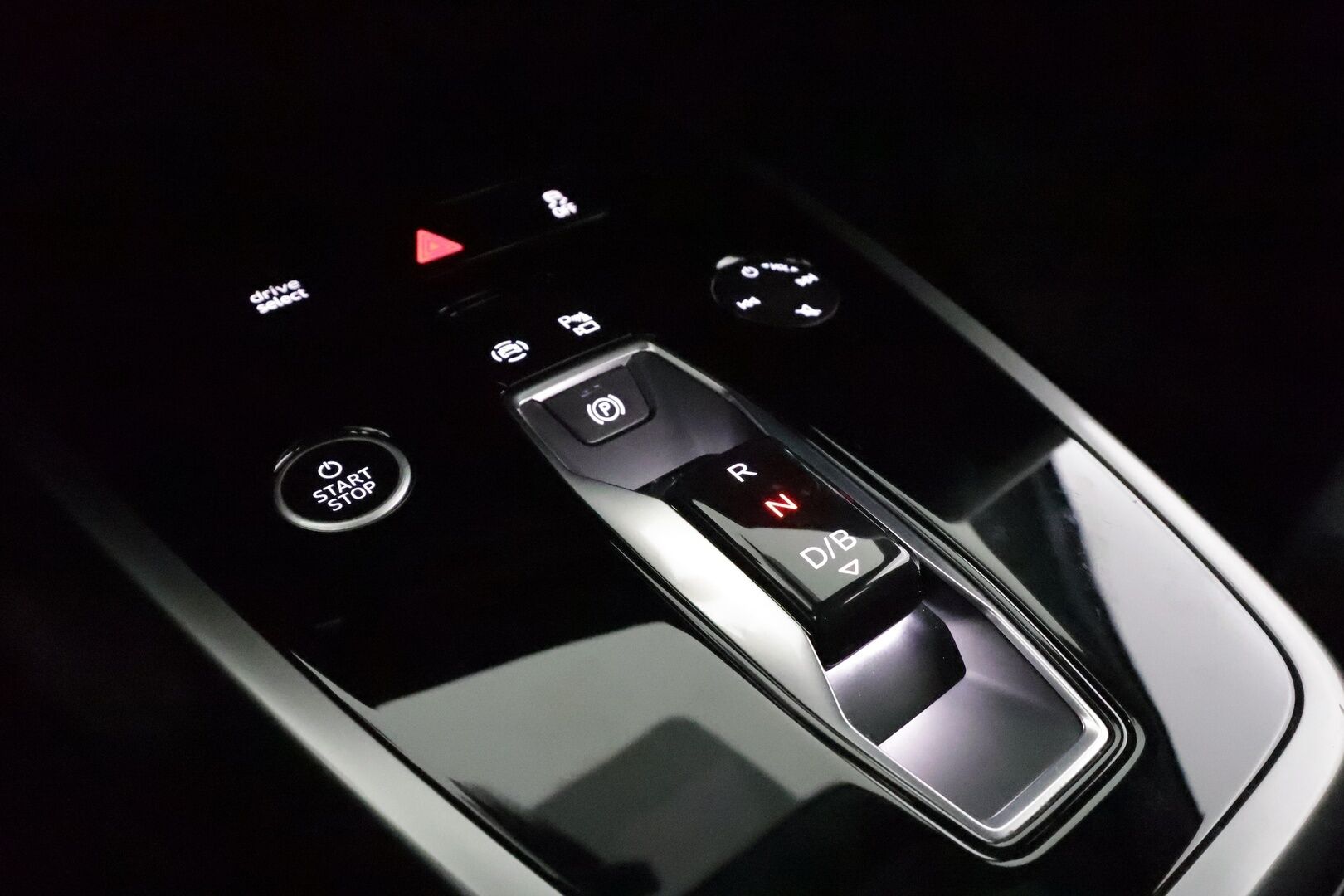 AUDI Q4 E-TRON 2022 50 e-tron quattro **Lämpöpumppu / Adapt. vakkari / Matrix LED / P.kamera / Koukku / Sporttipenkit / Keyless** - 3,99 % KORKOTARJOUS TÄHÄN AUTOON - Akku kuntotarkastettu