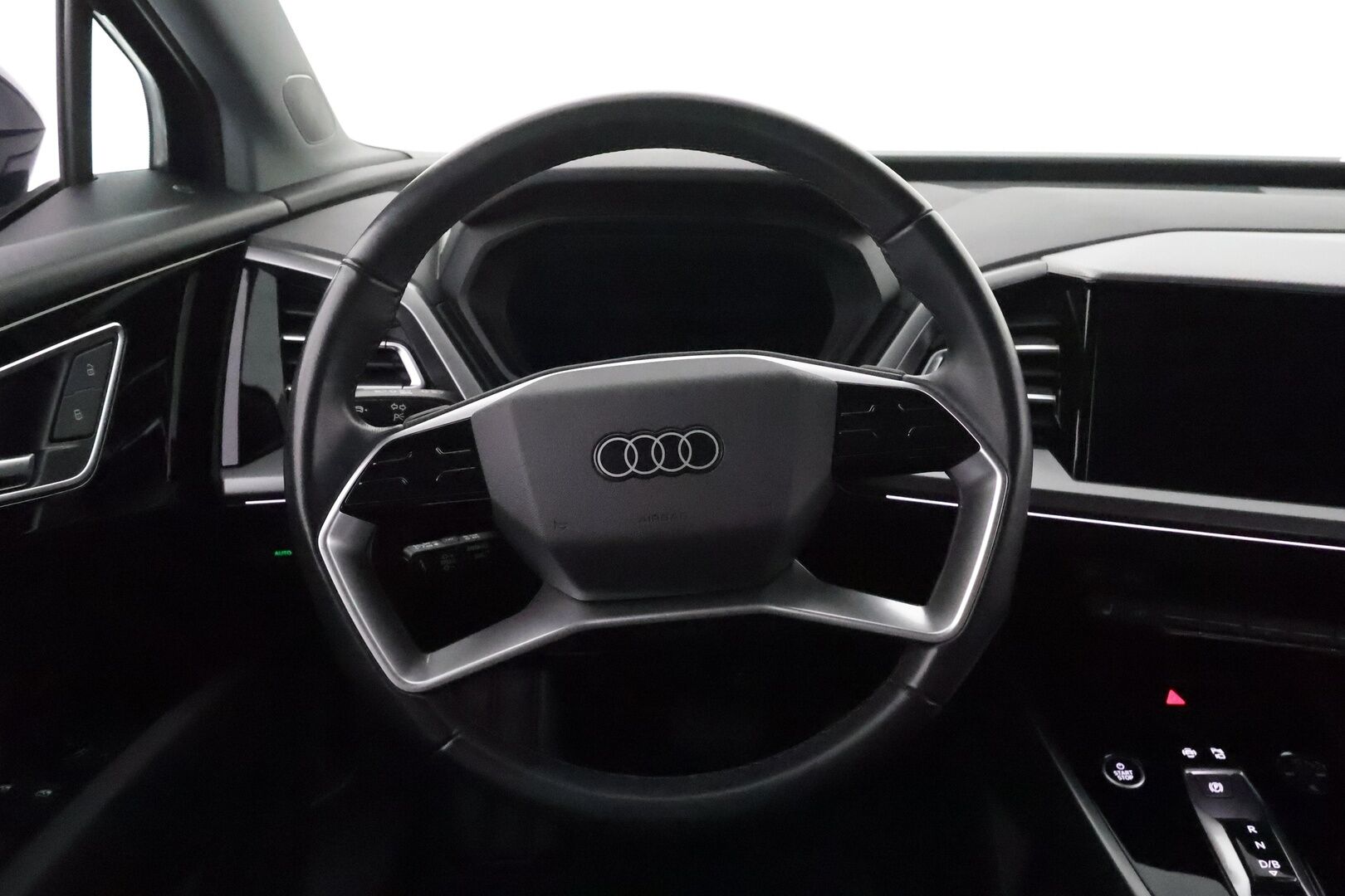 AUDI Q4 E-TRON 2022 50 e-tron quattro **Lämpöpumppu / Adapt. vakkari / Matrix LED / P.kamera / Koukku / Sporttipenkit / Keyless** - 3,99 % KORKOTARJOUS TÄHÄN AUTOON - Akku kuntotarkastettu