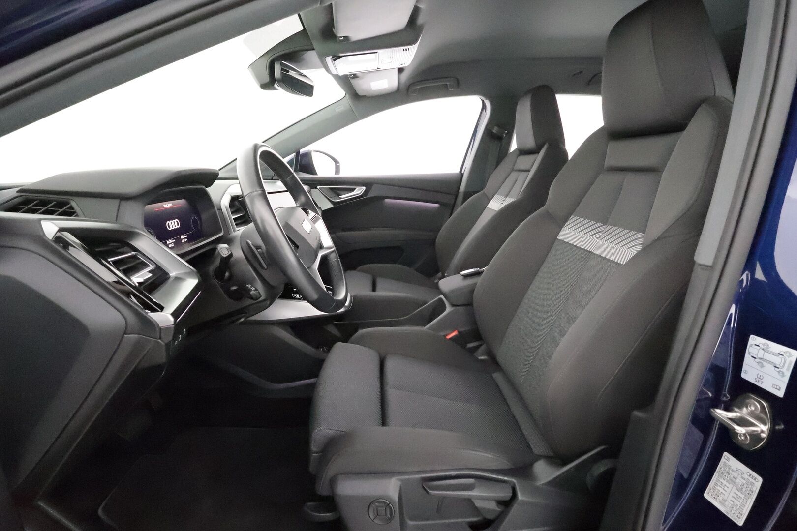 AUDI Q4 E-TRON 2022 50 e-tron quattro **Lämpöpumppu / Adapt. vakkari / Matrix LED / P.kamera / Koukku / Sporttipenkit / Keyless** - 3,99 % KORKOTARJOUS TÄHÄN AUTOON - Akku kuntotarkastettu