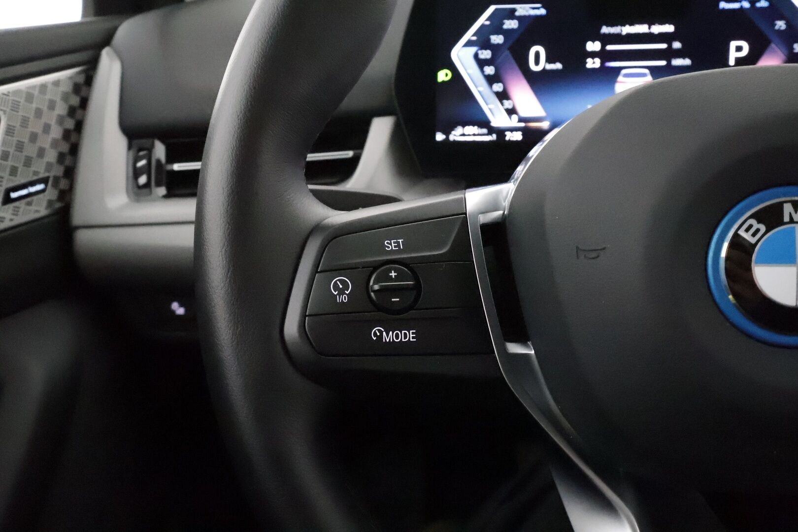 BMW 225XE 2023 U06 Active Tourer 225e xDrive Charged Edition **Harman&Kardon / Hierova Muistipenkki / P.Kamera / Vakkari / Navi** - Huippusiisti BMW kaksilla renkailla ja aluvanteilla!