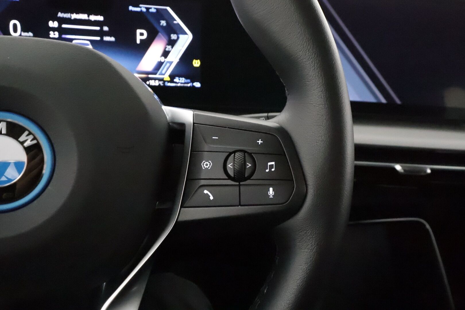 BMW 225XE 2023 U06 Active Tourer 225e xDrive Charged Edition **Harman&Kardon / Hierova Muistipenkki / P.Kamera / Vakkari / Navi** - Uudet talvirenkaat / Huippu varusteltu! - HULLUT BLACKWEEK JATKOT - KORKOTARJOUS 2,49%