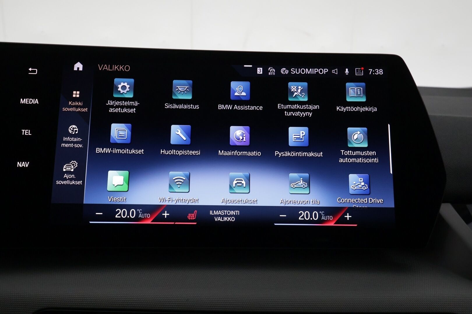 BMW 225XE 2023 U06 Active Tourer 225e xDrive Charged Edition **Harman&Kardon / Hierova Muistipenkki / P.Kamera / Vakkari / Navi** - Uudet talvirenkaat / Huippu varusteltu! - HULLUT BLACKWEEK JATKOT - KORKOTARJOUS 2,49%