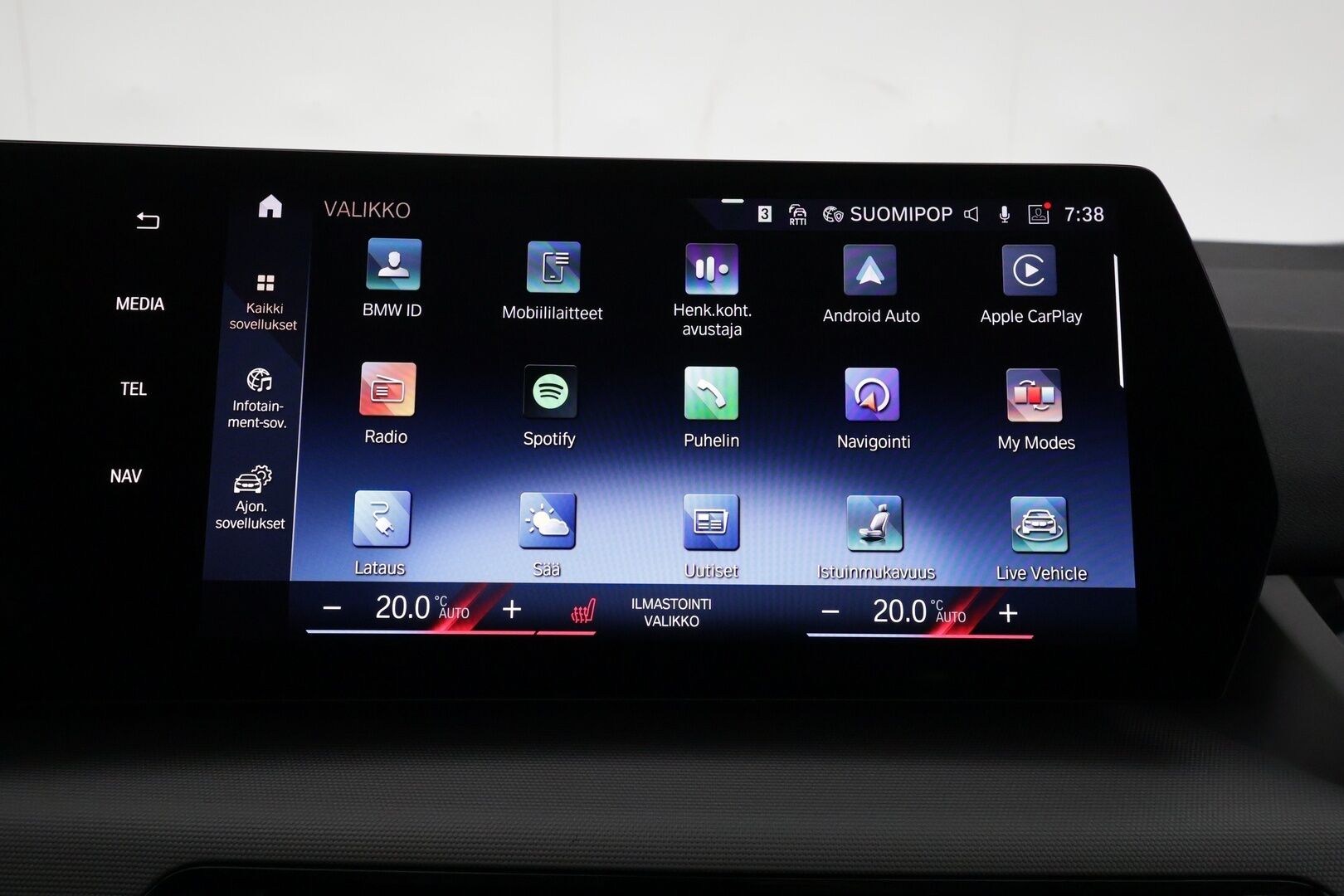 BMW 225XE 2023 U06 Active Tourer 225e xDrive Charged Edition **Harman&Kardon / Hierova Muistipenkki / P.Kamera / Vakkari / Navi** - Uudet talvirenkaat / Huippu varusteltu! - HULLUT BLACKWEEK JATKOT - KORKOTARJOUS 2,49%