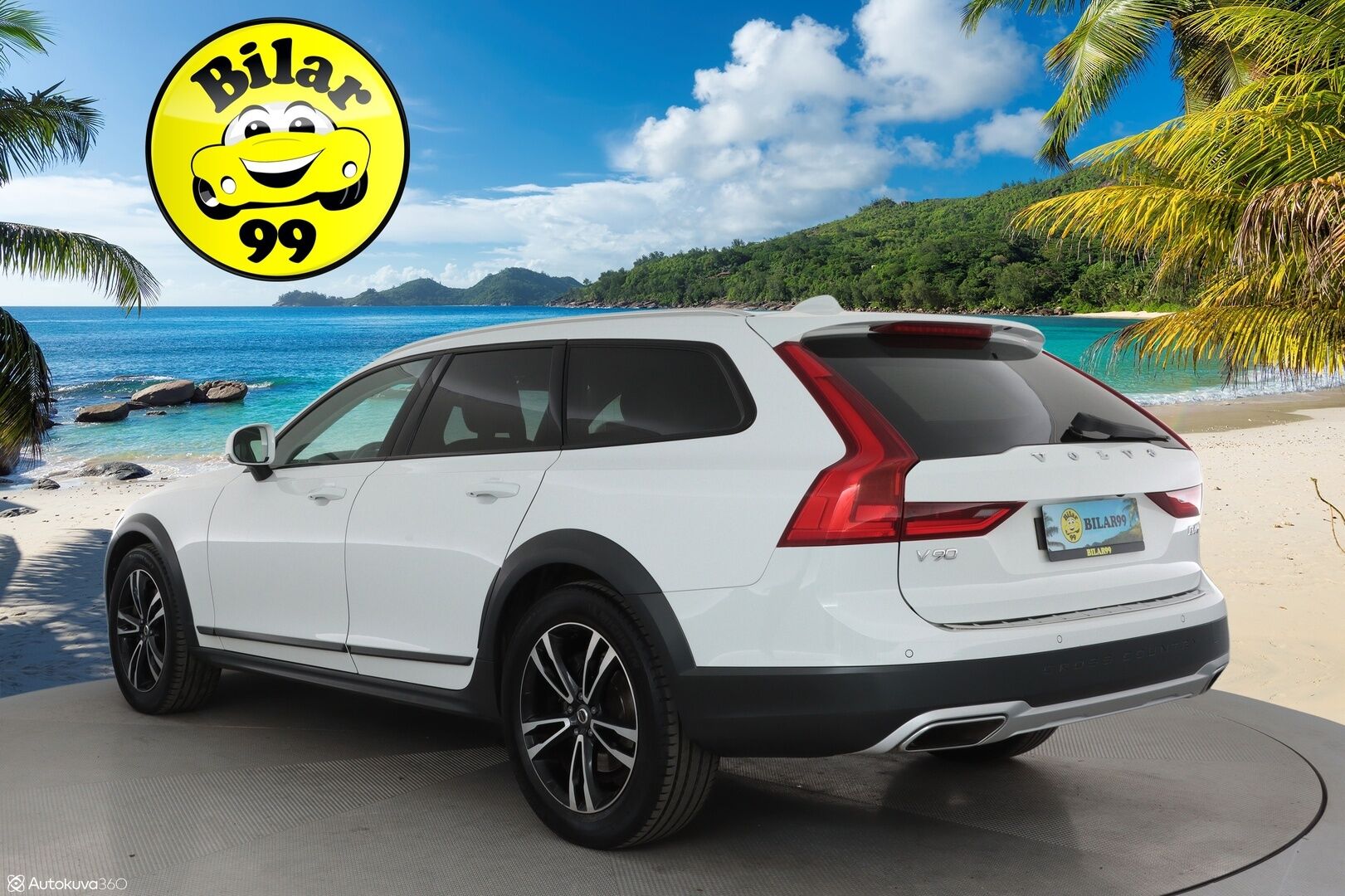 Volvo V90 CROSS COUNTRY 2017 D4 AWD Business Plus **Adapt.vakkari / Webasto / Vaaleat sporttinahat / P.kamera / Koukku / Keyles / Full LED / Navi**
