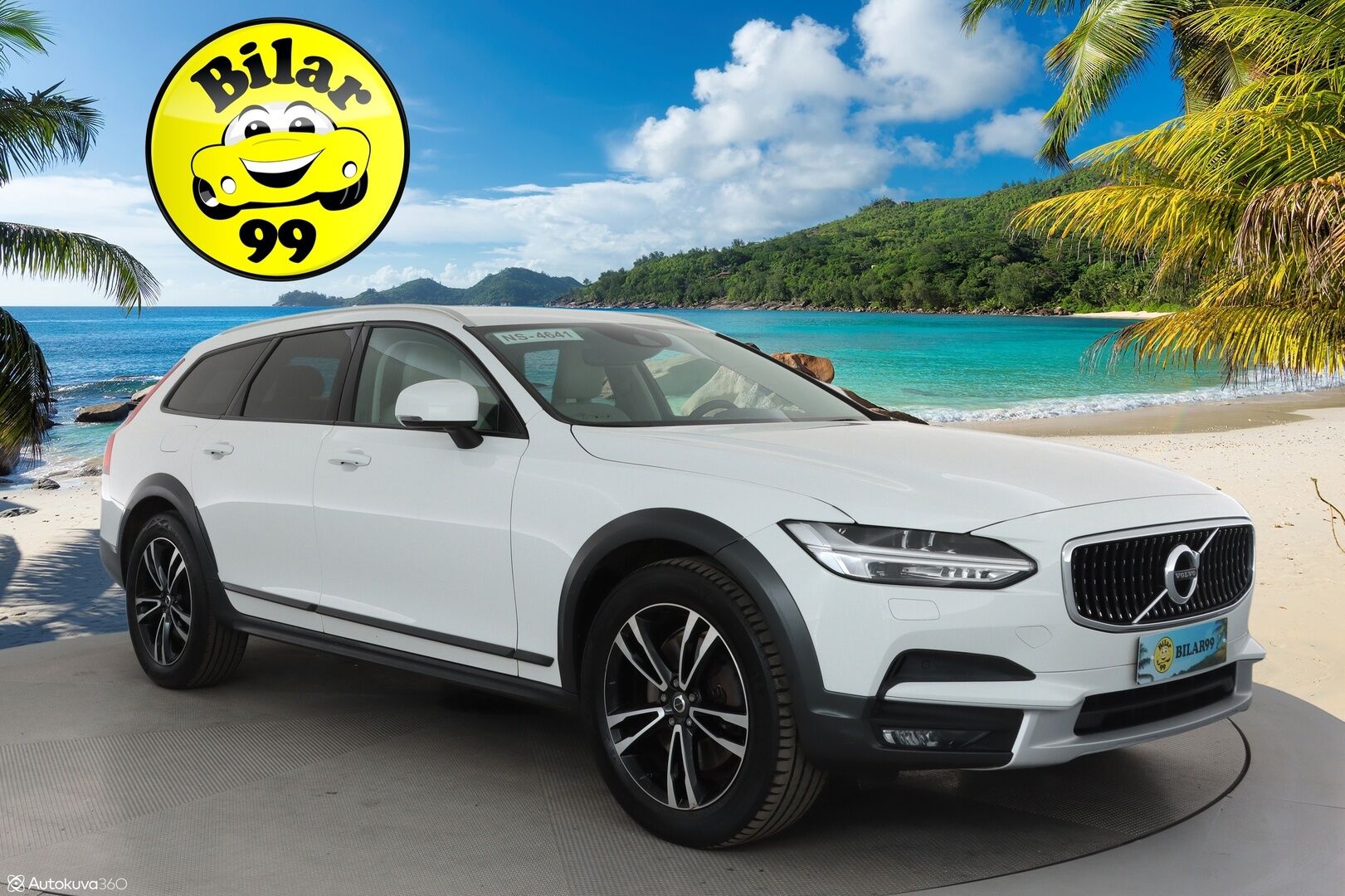 Volvo V90 CROSS COUNTRY 2017 D4 AWD Business Plus **Adapt.vakkari / Webasto / Vaaleat sporttinahat / P.kamera / Koukku / Keyles / Full LED / Navi**
