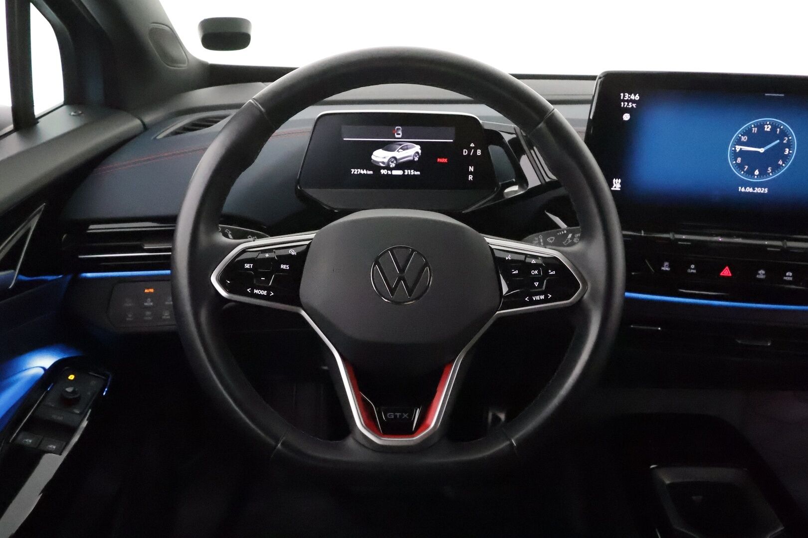 VOLKSWAGEN ID.5 2022 GTX Dual Motor 82kWh **Lämpöpumppu / Matrix LED / Adapt.vakkari / Koukku / P.kamera / Apple&Androi / Keyless** - 3,99 % KORKOTARJOUS TÄHÄN AUTOON - Merkkihuollettu / Kahdet renkaat vanteilla