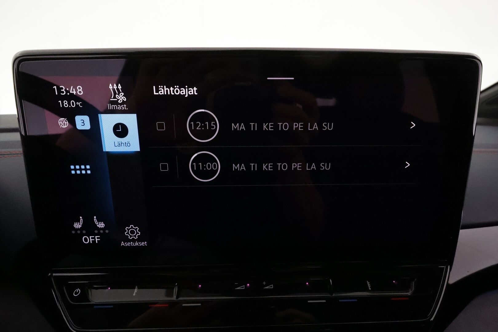 VOLKSWAGEN ID.5 2022 GTX Dual Motor 82kWh **Lämpöpumppu / Matrix LED / Adapt.vakkari / Koukku / P.kamera / Apple&Androi / Keyless** - 3,99 % KORKOTARJOUS TÄHÄN AUTOON - Merkkihuollettu / Kahdet renkaat vanteilla