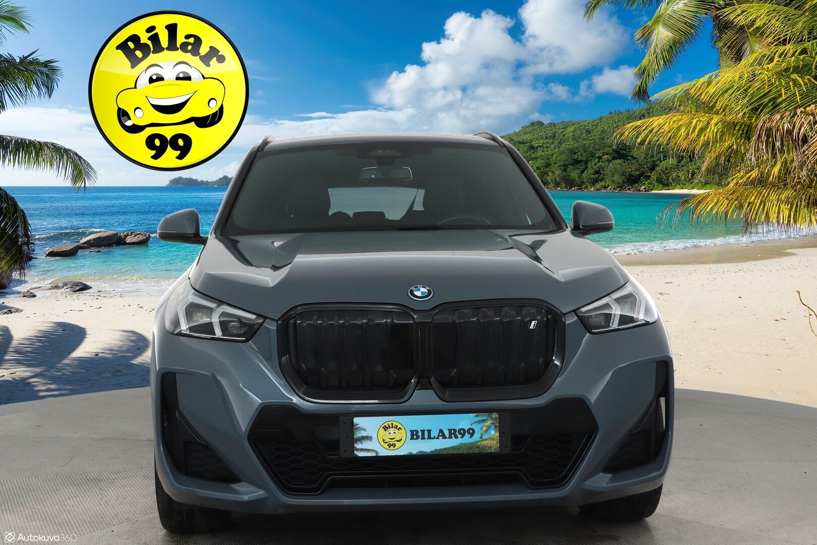 BMW IX1 2023 U11 30 xDrive M-Sport **H&K / Panorama / HUD / Adapt.vakkari / 360 Kamera / ComfortAccess / Koukku** - 3,99 % KORKOTARJOUS TÄHÄN AUTOON - Huippuvarusteet! / Hierovat penkit / Apple&Android / Nahkasisusta / Adapt. LED / Kaistavahti