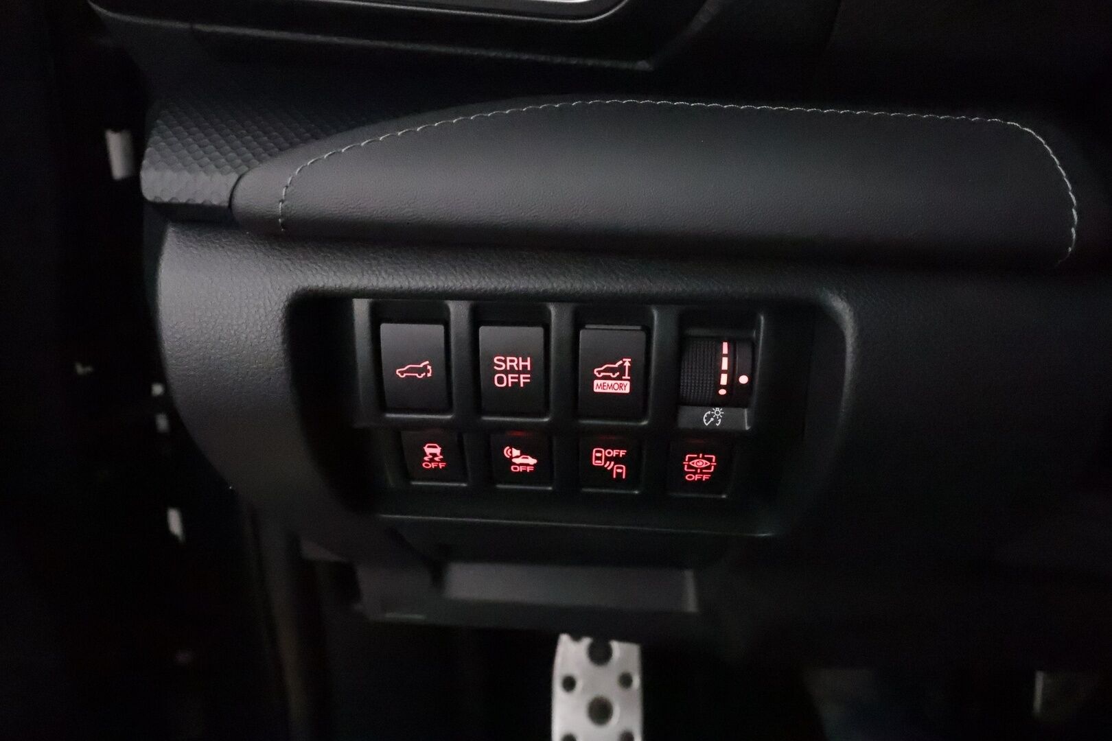 SUBARU FORESTER 2020 2,0i e-Boxer Ridge CVT ** Koukku / Adapt.Vakkari / P.Kamera / LED-valot / Muistipenkki / Navi / Kaistavahti / Keyless ** - 3,99 % KORKOTARJOUS TÄHÄN AUTOON - Kahdet Renkaat