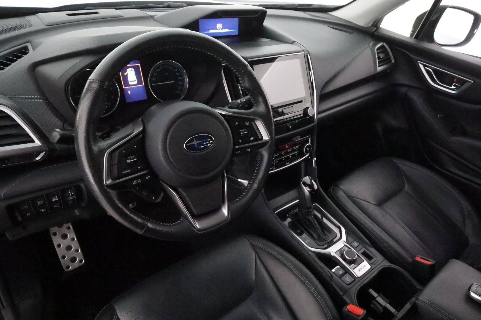 SUBARU FORESTER 2020 2,0i e-Boxer Ridge CVT ** Koukku / Adapt.Vakkari / P.Kamera / LED-valot / Muistipenkki / Navi / Kaistavahti / Keyless ** - 3,99 % KORKOTARJOUS TÄHÄN AUTOON - Kahdet Renkaat
