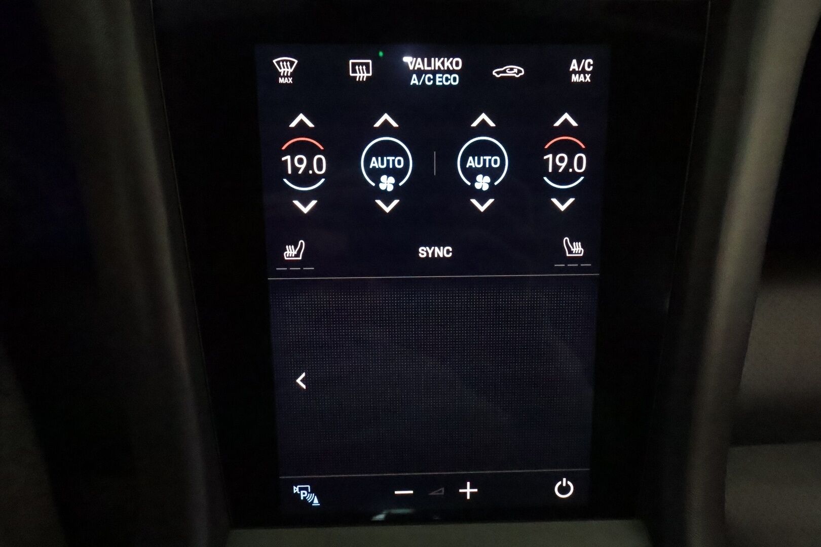 PORSCHE TAYCAN 2021 Turbo 680HV ** Sport Design / Sport Chrono / 18-suunt. ist. / Matrix PDLS+ / PSCB / InnoDrive / Bose / 360-kam. ** - 2,99 % KORKOTARJOUS TÄHÄN AUTOON - Akku kuntotarkastettu / Huippuvarusteet! / Upea kokonaisuus / Alcantara-katto