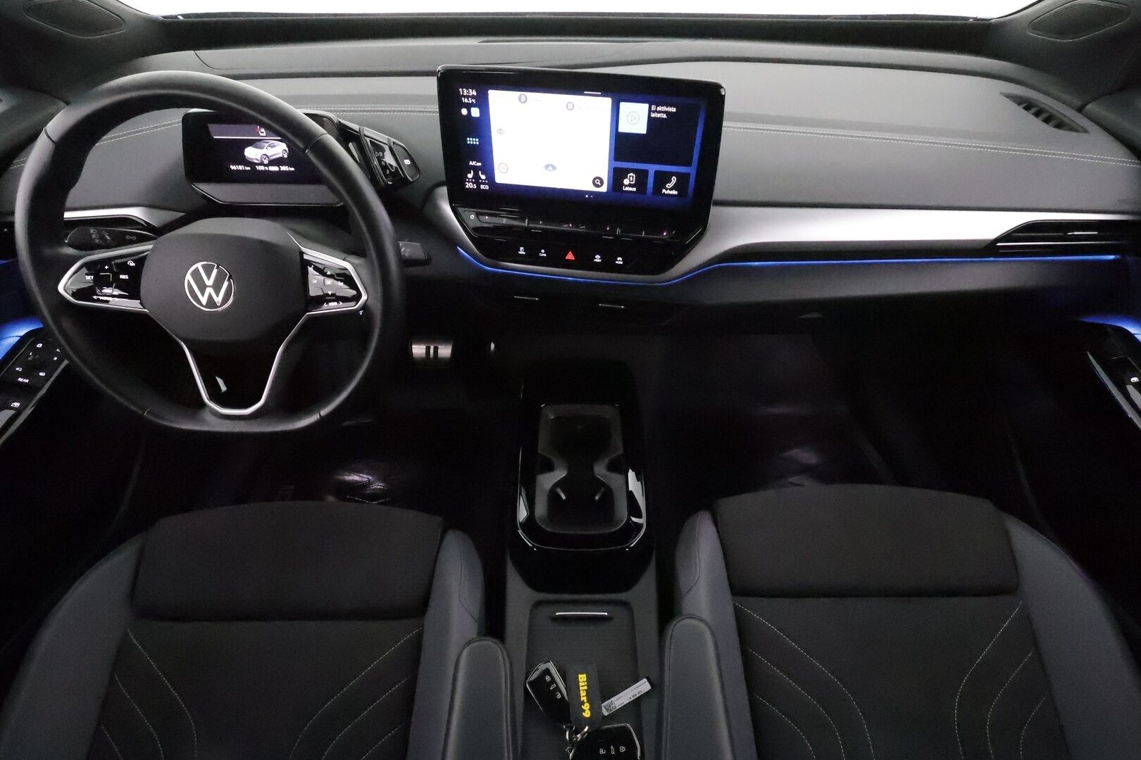 VOLKSWAGEN ID.5 2023 150kW Pro Performance ** Lämpöpumppu / 360° / Matrix-LED / Adapt.Vakkari / Hierovat Sporttipenkit Muistilla / Navi ** - 3,99 % KORKOTARJOUS TÄHÄN AUTOON - Kahdet Renkaat / Akku Kuntotarkistettu!