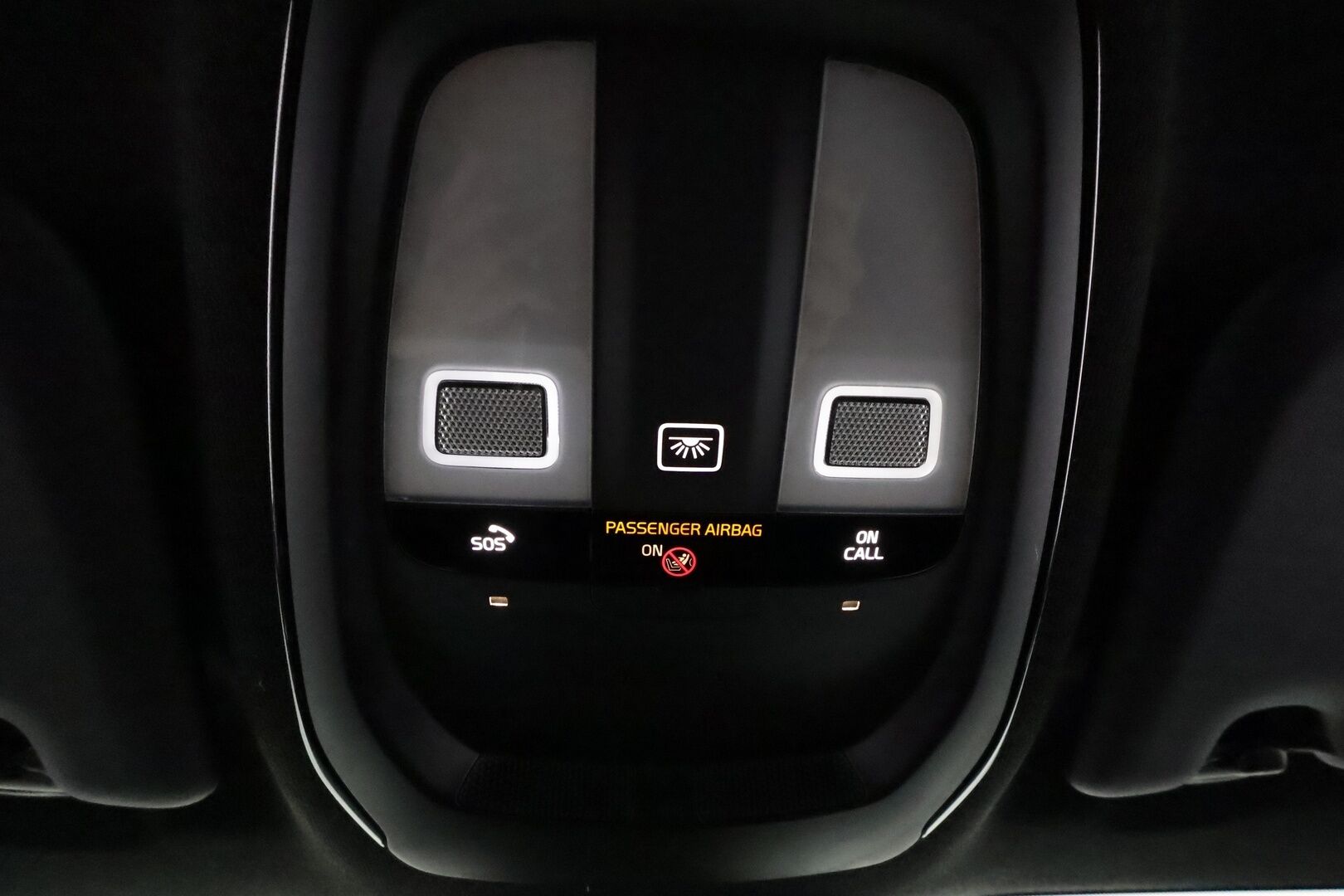 Volvo C40 2022 Recharge Twin ** 360° / Lämpöpumppu / Adapt.Vakkari / Pixel-LED / Harman/Kardon / Sporttipenkki Muistilla / Navi ** - 3,99 % KORKOTARJOUS TÄHÄN AUTOON - Akku kuntotarkatettu