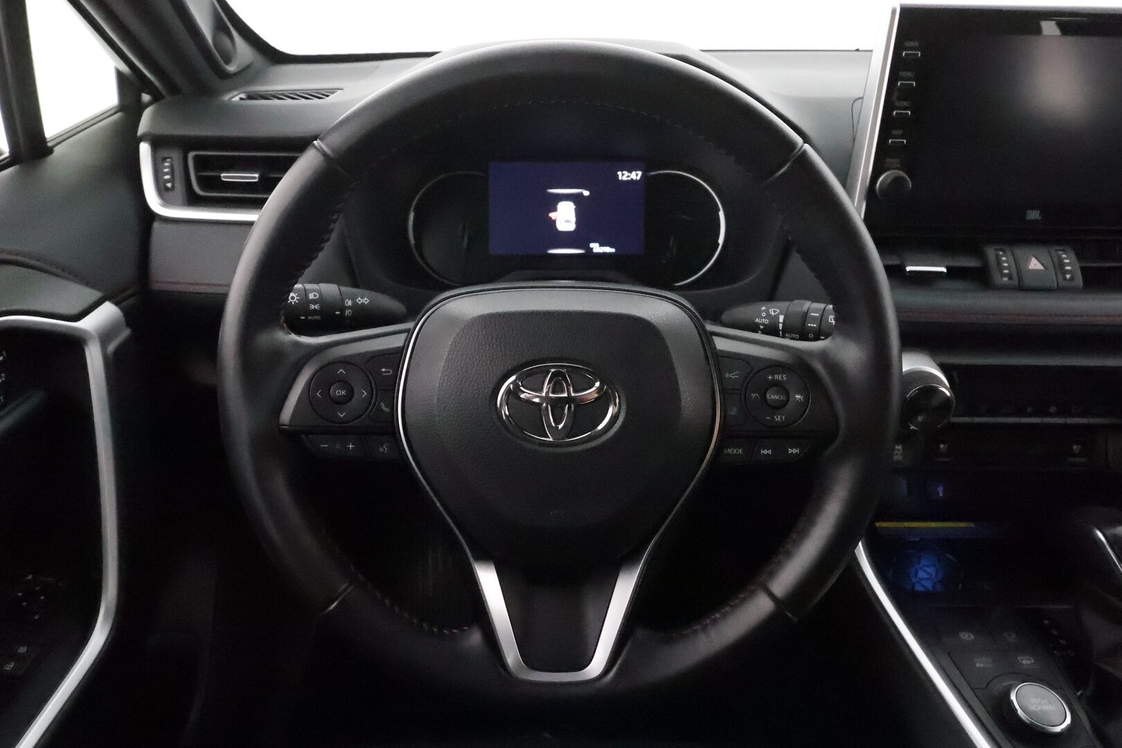 TOYOTA RAV4 PLUG-IN 2020 Hybrid 2,5 AWD **360.kamera / HUD / JBL / Muistipenkki / Ilmastoidut penkit / Koukku / Navi** - 3,99 % KORKOTARJOUS TÄHÄN AUTOON - 