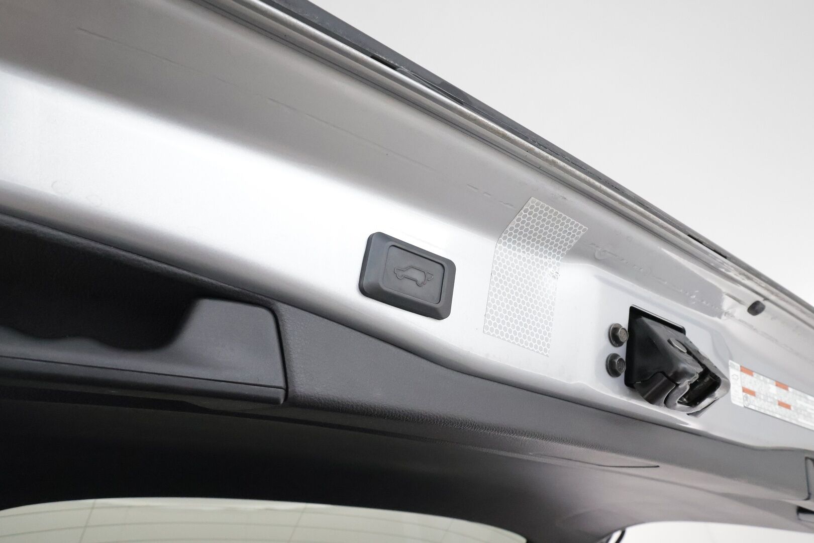 TOYOTA RAV4 PLUG-IN 2020 Hybrid 2,5 AWD **360.kamera / HUD / JBL / Muistipenkki / Ilmastoidut penkit / Koukku / Navi** - 3,99 % KORKOTARJOUS TÄHÄN AUTOON - 