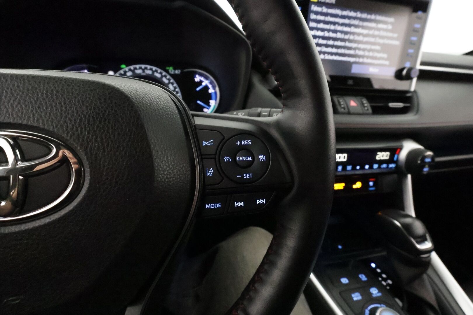 TOYOTA RAV4 PLUG-IN 2020 Hybrid 2,5 AWD **360.kamera / HUD / JBL / Muistipenkki / Ilmastoidut penkit / Koukku / Navi** - 3,99 % KORKOTARJOUS TÄHÄN AUTOON - 