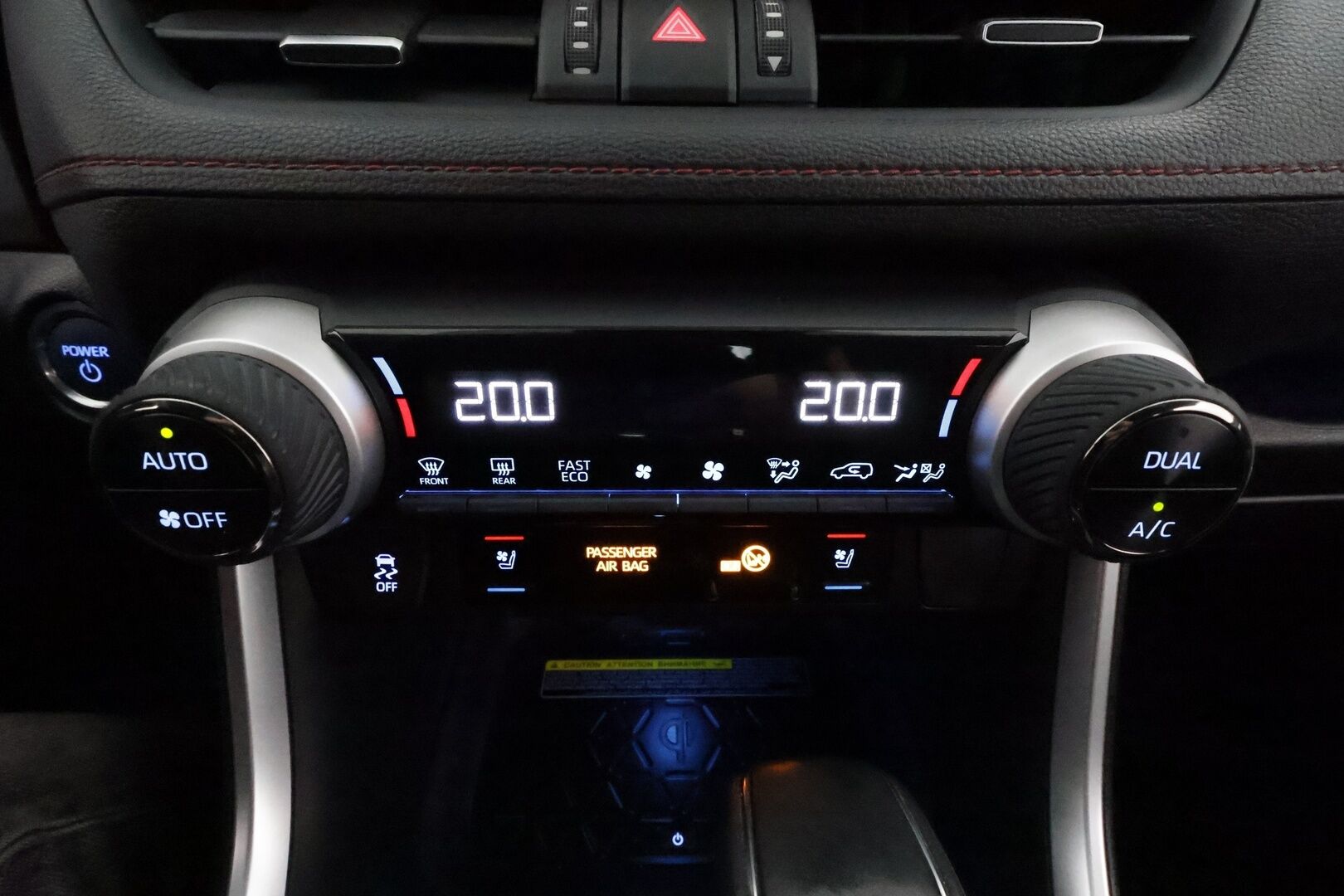 TOYOTA RAV4 PLUG-IN 2020 Hybrid 2,5 AWD **360.kamera / HUD / JBL / Muistipenkki / Ilmastoidut penkit / Koukku / Navi** - 3,99 % KORKOTARJOUS TÄHÄN AUTOON - 