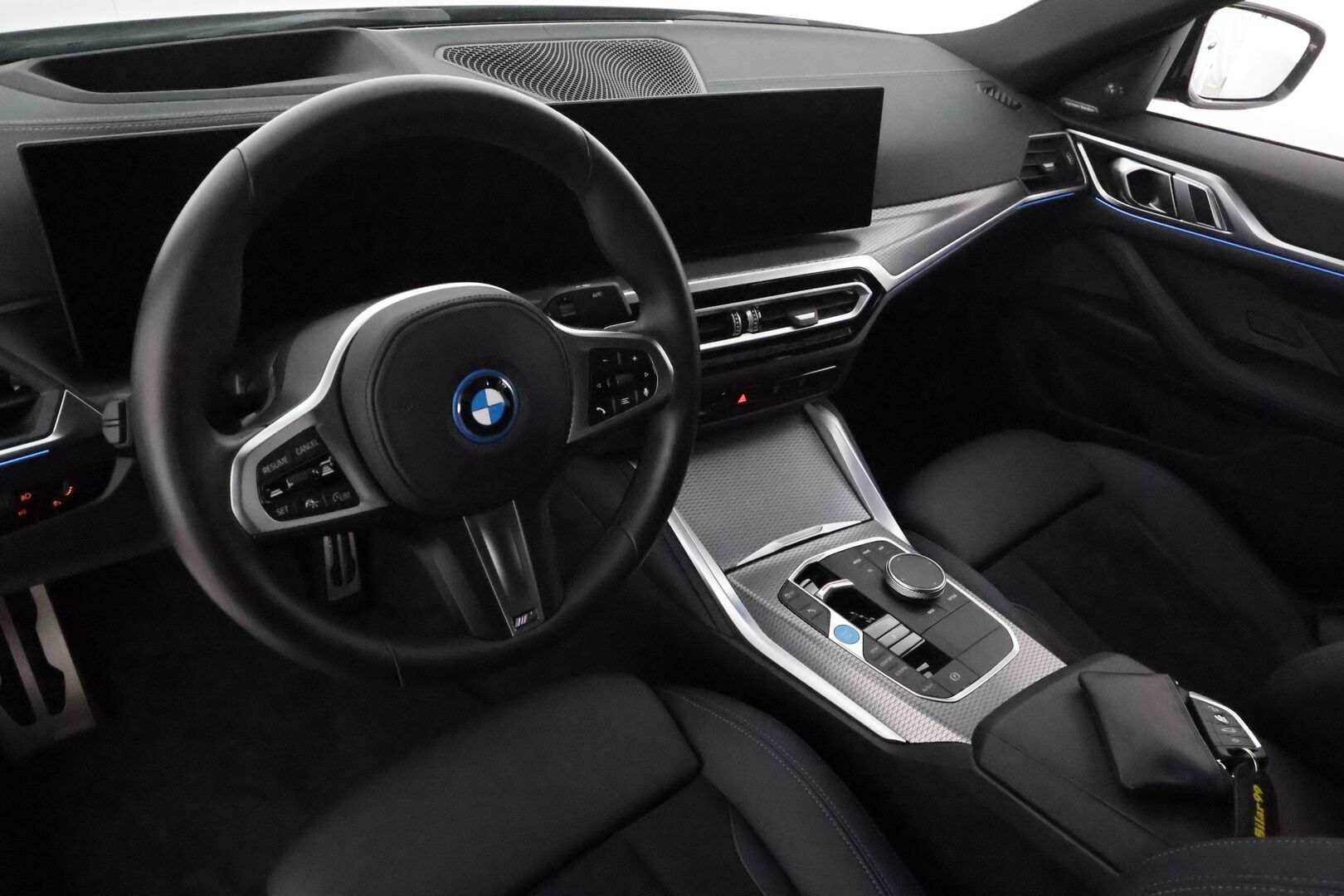 BMW I4 2024 eDrive40 M Sport **HUD / P.kamera / LED-valot / Harman/Kardon / Sporttipenkit / Navi / Kaistavahti / Comfort Access** - 3,99 % KORKOTARJOUS TÄHÄN AUTOON - Akku kuntotarkastettu / 2x Latauskaapelit