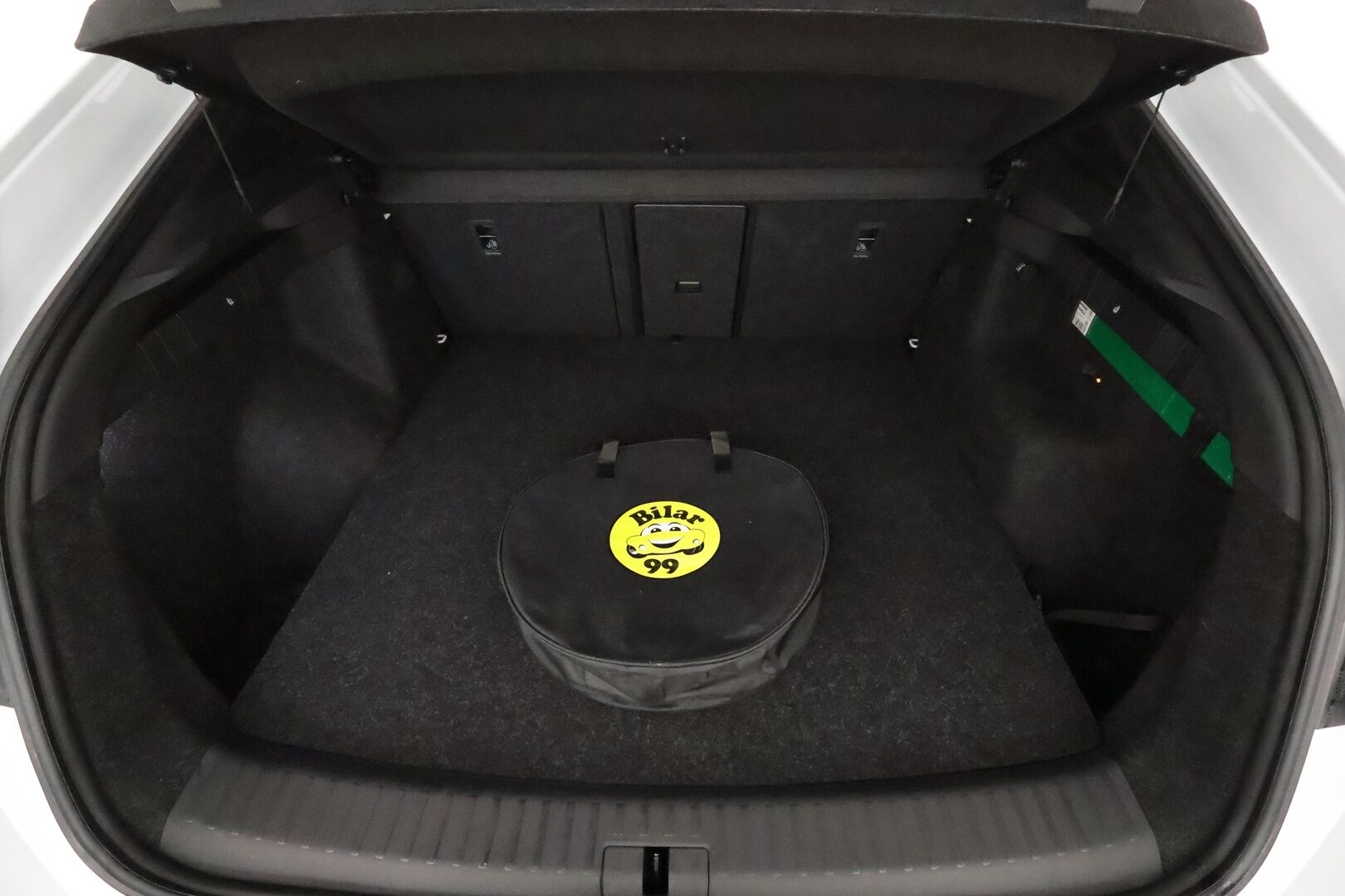 SKODA ENYAQ 2023 Coupe 80x 4X4 RS iV *Lämpöpumppu / Koukku / Lasikatto / Matrix-LED / ACC / Muistipenkki / Kamera* - 3,99 % KORKOTARJOUS TÄHÄN AUTOON - Kahdet Vanteet / Soh 94% / ALV