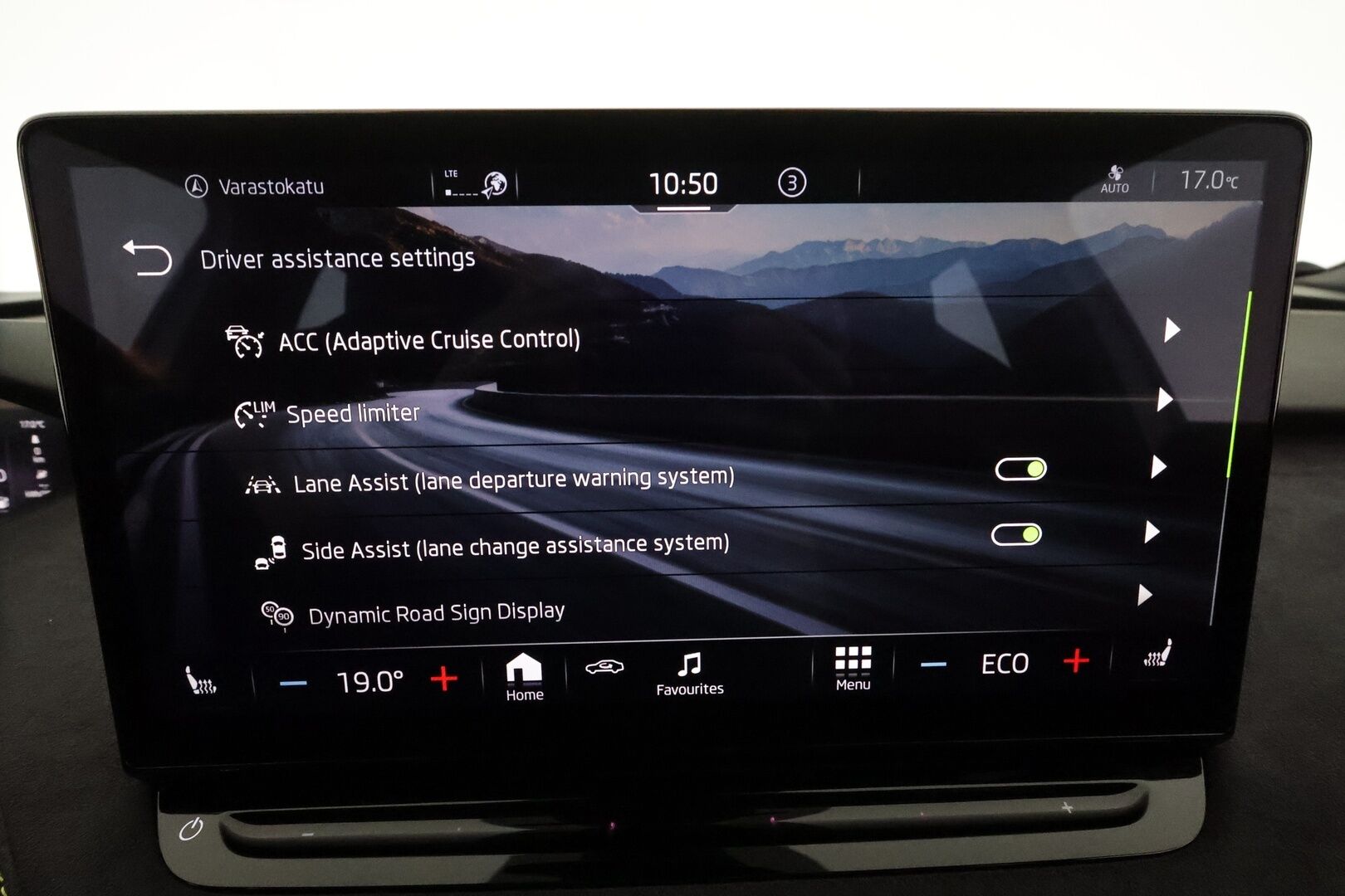 SKODA ENYAQ 2023 Coupe 80x 4X4 RS iV *Lämpöpumppu / Koukku / Lasikatto / Matrix-LED / ACC / Muistipenkki / Kamera* - 3,99 % KORKOTARJOUS TÄHÄN AUTOON - Kahdet Vanteet / Soh 94% / ALV