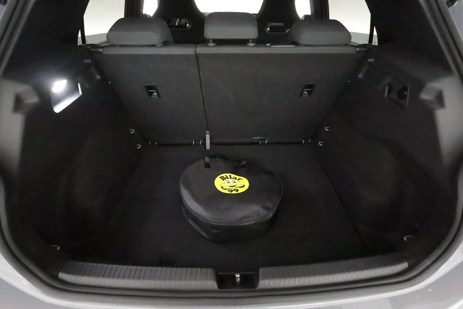 CUPRA BORN 2022 150 kW ** Lämpöpumppu / Adapt.Vakkari / P.Kamera / LED-valot / Navi / Kaistavahti / KeylessGO ** - Akku kuntotarkastettu / Kahdet Renkaat