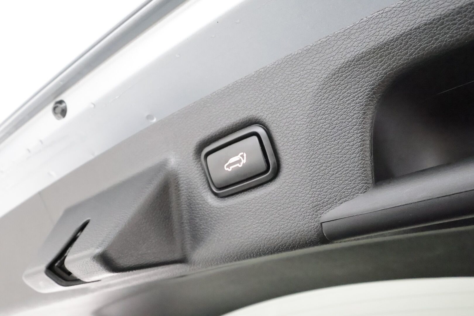 KIA XCEED 2022 1,6 GDI Plug-In Hybrid Business Premium DCT **Adapt.vakkari / P.kamera / Digimittaristo / Puolinahat / KeylessGo**