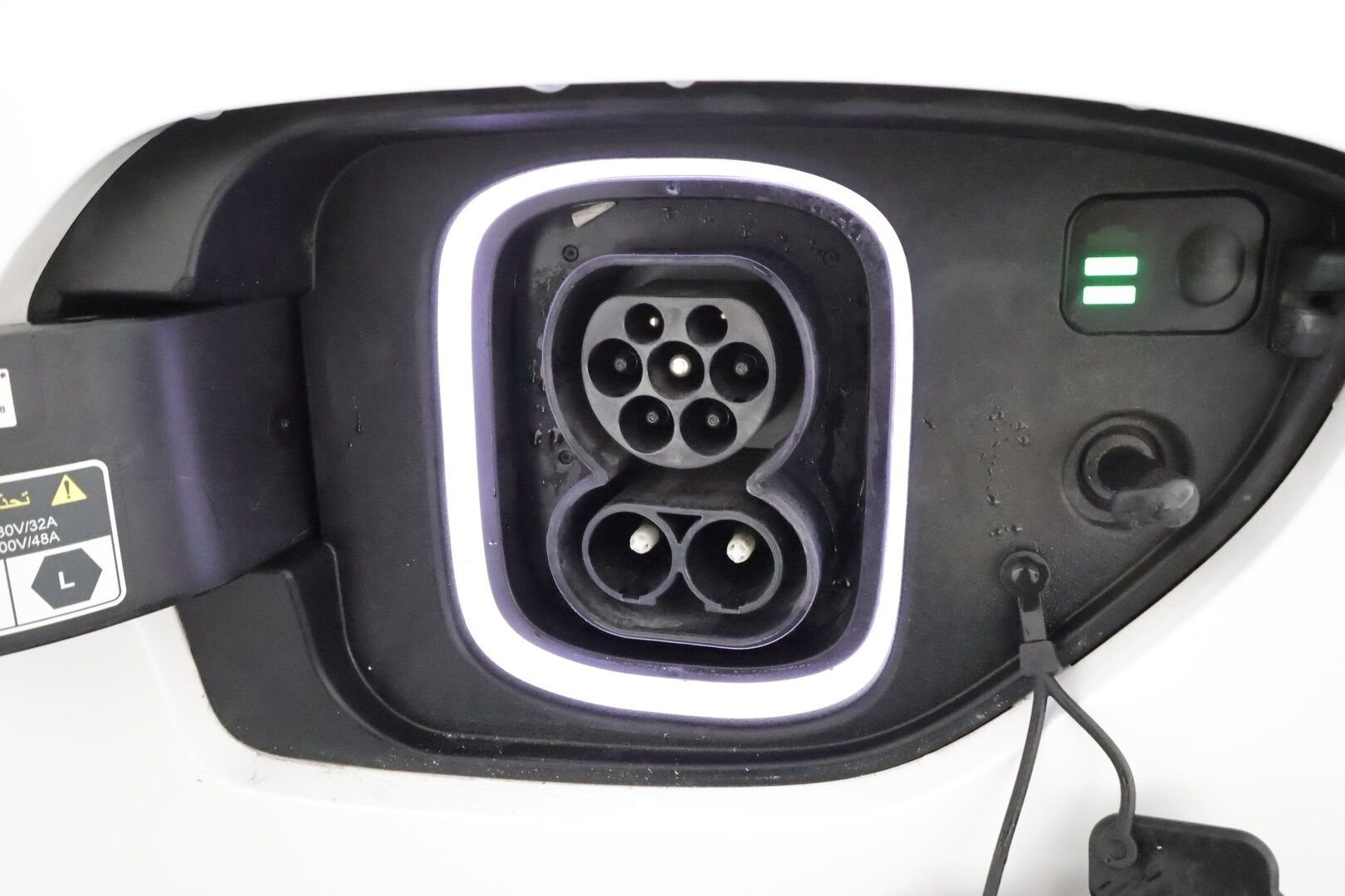 HYUNDAI KONA 2022 electric 64 kWh 204 hv Style **Lämpöpumppu / Krell Audio / Digimittaristo / P.kamera / KeylessGo**