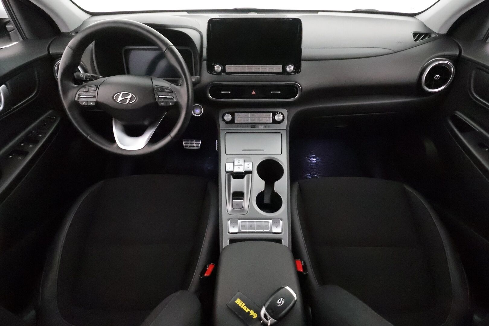 HYUNDAI KONA 2022 electric 64 kWh 204 hv Style **Lämpöpumppu / Krell Audio / Digimittaristo / P.kamera / KeylessGo**