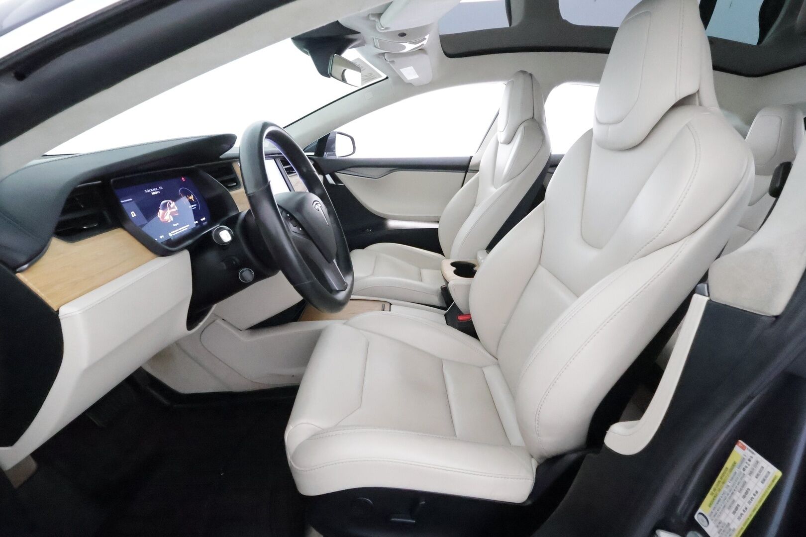 TESLA MODEL S 2019 100D AWD **Lasikatto / P.kamera / LED-valot / Ilma-alusta / Nahkaverhoilu / Navi / Kaistavahti / KeylessGO** - 3,99 % KORKOTARJOUS TÄHÄN AUTOON - 2x Latauskaapelit / Kahdet Renkaat