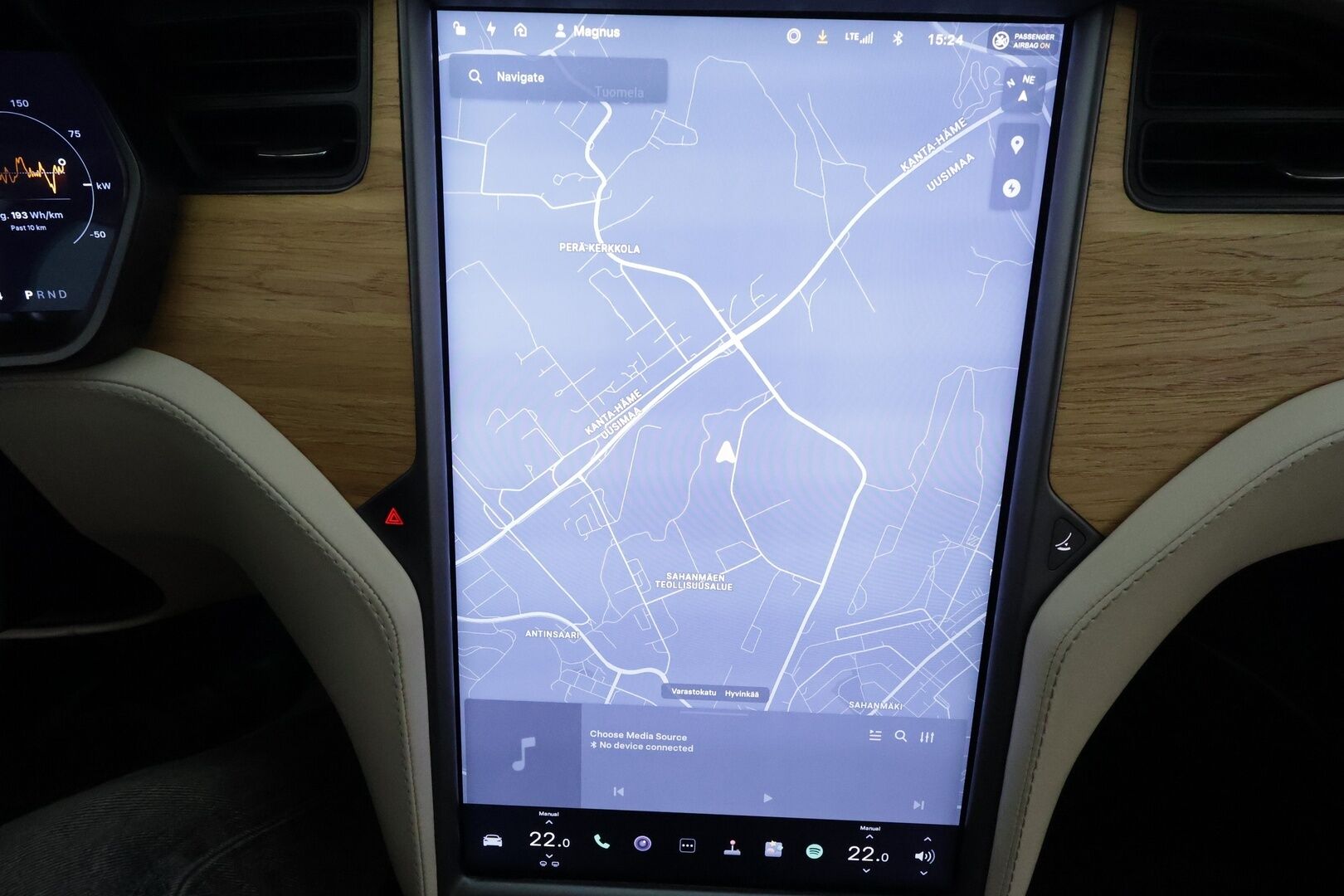 TESLA MODEL S 2019 100D AWD **Lasikatto / P.kamera / LED-valot / Ilma-alusta / Nahkaverhoilu / Navi / Kaistavahti / KeylessGO** - 3,99 % KORKOTARJOUS TÄHÄN AUTOON - 2x Latauskaapelit / Kahdet Renkaat