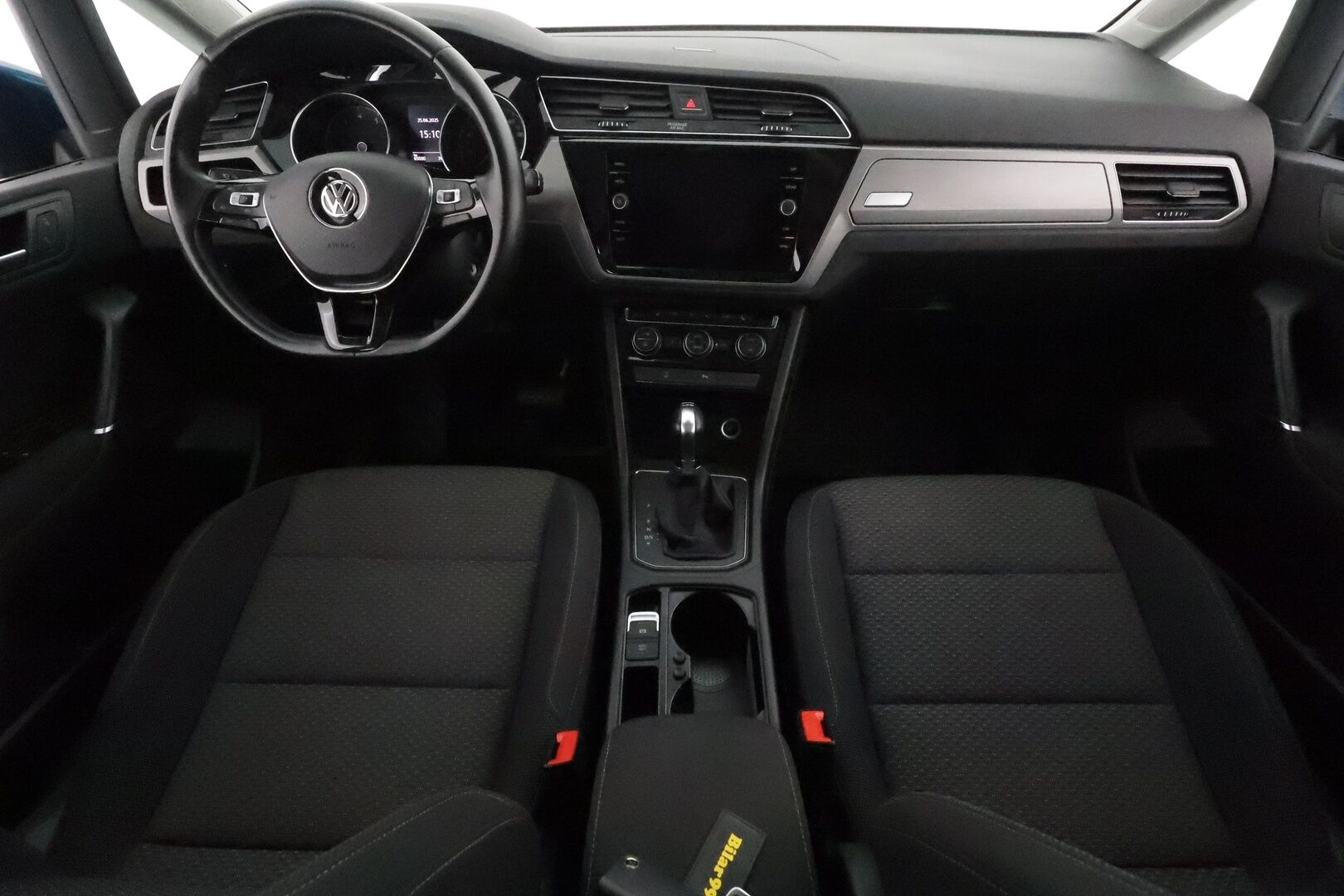 VOLKSWAGEN TOURAN 2019 R-Line 1,5 TSI EVO 110 kW DSG 7-Paik **Webasto / Koukku / Adapt.Vakkari / LED-valot / P.Kamera** - Kahdet Renkaat / R-line ulkopaketti / Metalliväri / Tehtaan vetokoukku