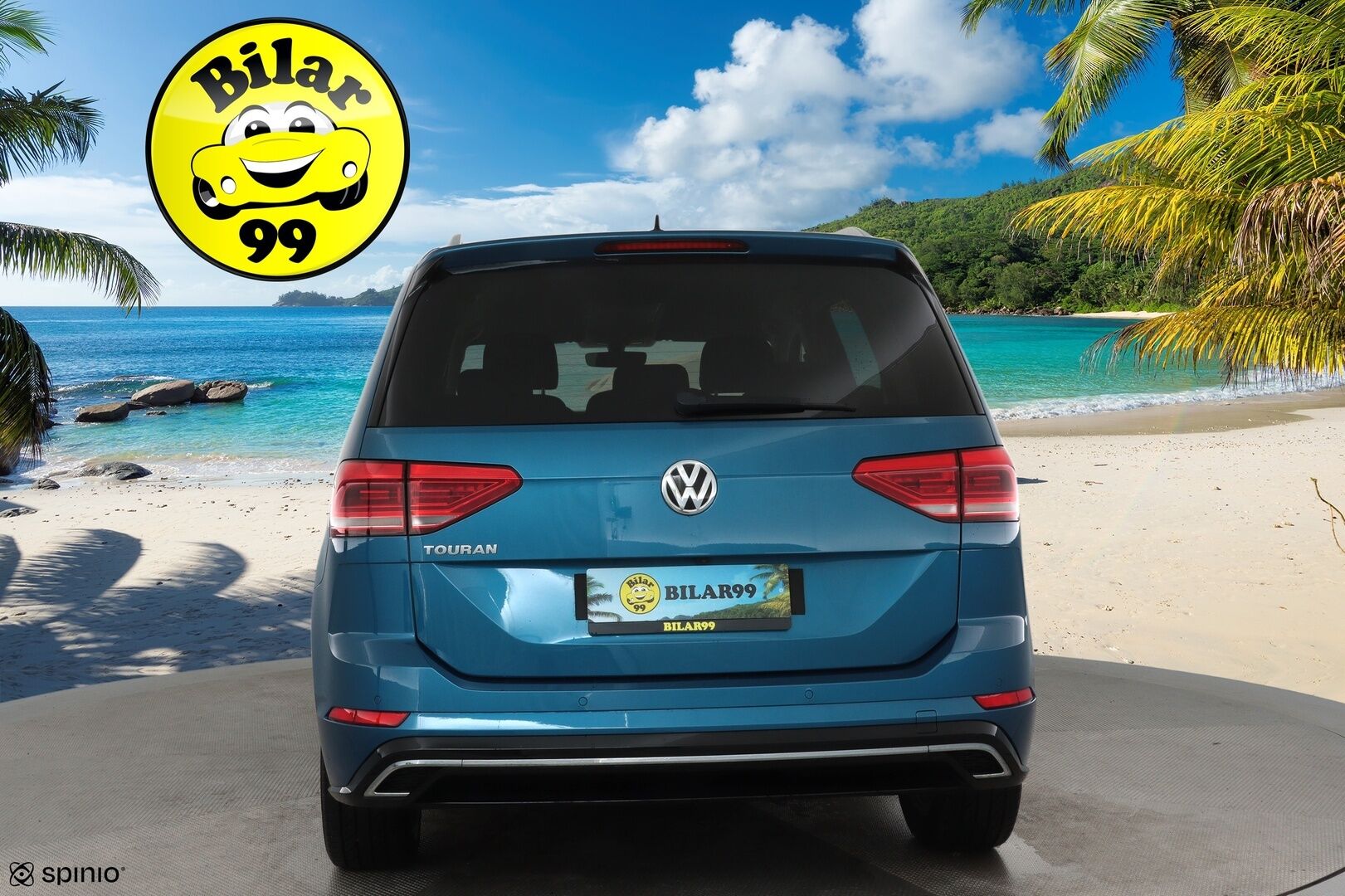VOLKSWAGEN TOURAN 2019 R-Line 1,5 TSI EVO 110 kW DSG 7-Paik **Webasto / Koukku / Adapt.Vakkari / LED-valot / P.Kamera** - 3,99 % KORKOTARJOUS TÄHÄN AUTOON - Kahdet Renkaat