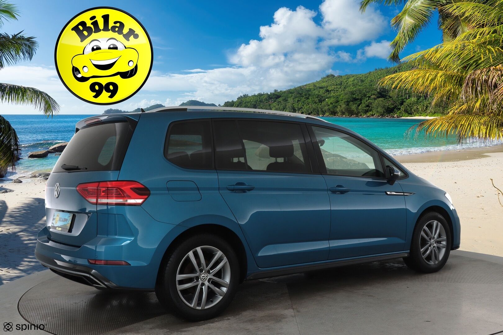 VOLKSWAGEN TOURAN 2019 R-Line 1,5 TSI EVO 110 kW DSG 7-Paik **Webasto / Koukku / Adapt.Vakkari / LED-valot / P.Kamera** - Kahdet Renkaat / R-line ulkopaketti / Metalliväri / Tehtaan vetokoukku