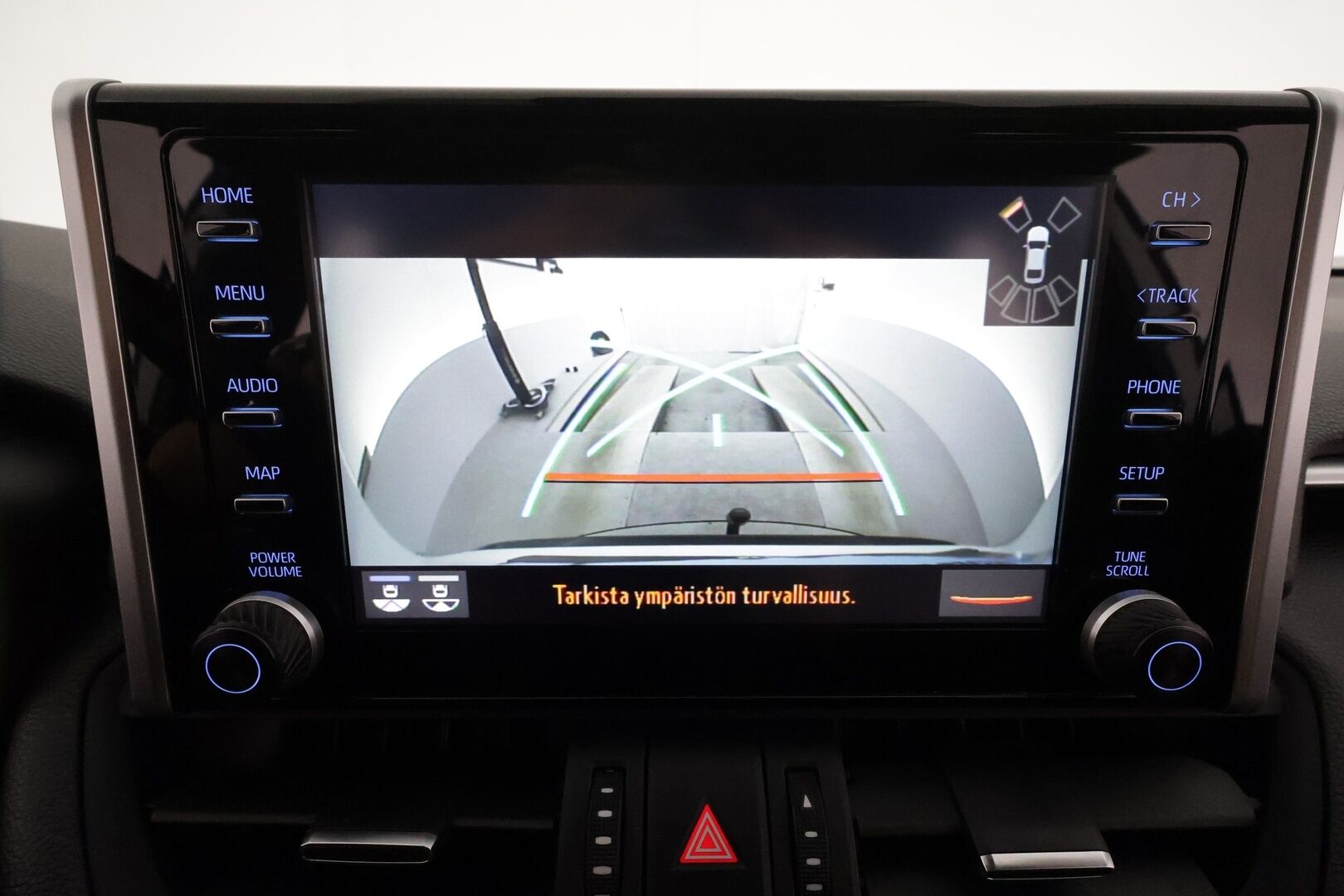 TOYOTA RAV4 PLUG-IN 2022 Hybrid 2,5 AWD-i Active **Adapt.Vakkari / P.kamera / LED-valot / Sisätilanlämmitin / Koukku / Kaistavahti / KeylessGO** - 3,99 % KORKOTARJOUS TÄHÄN AUTOON - 2x Latauskaapelit / Kahdet Renkaat