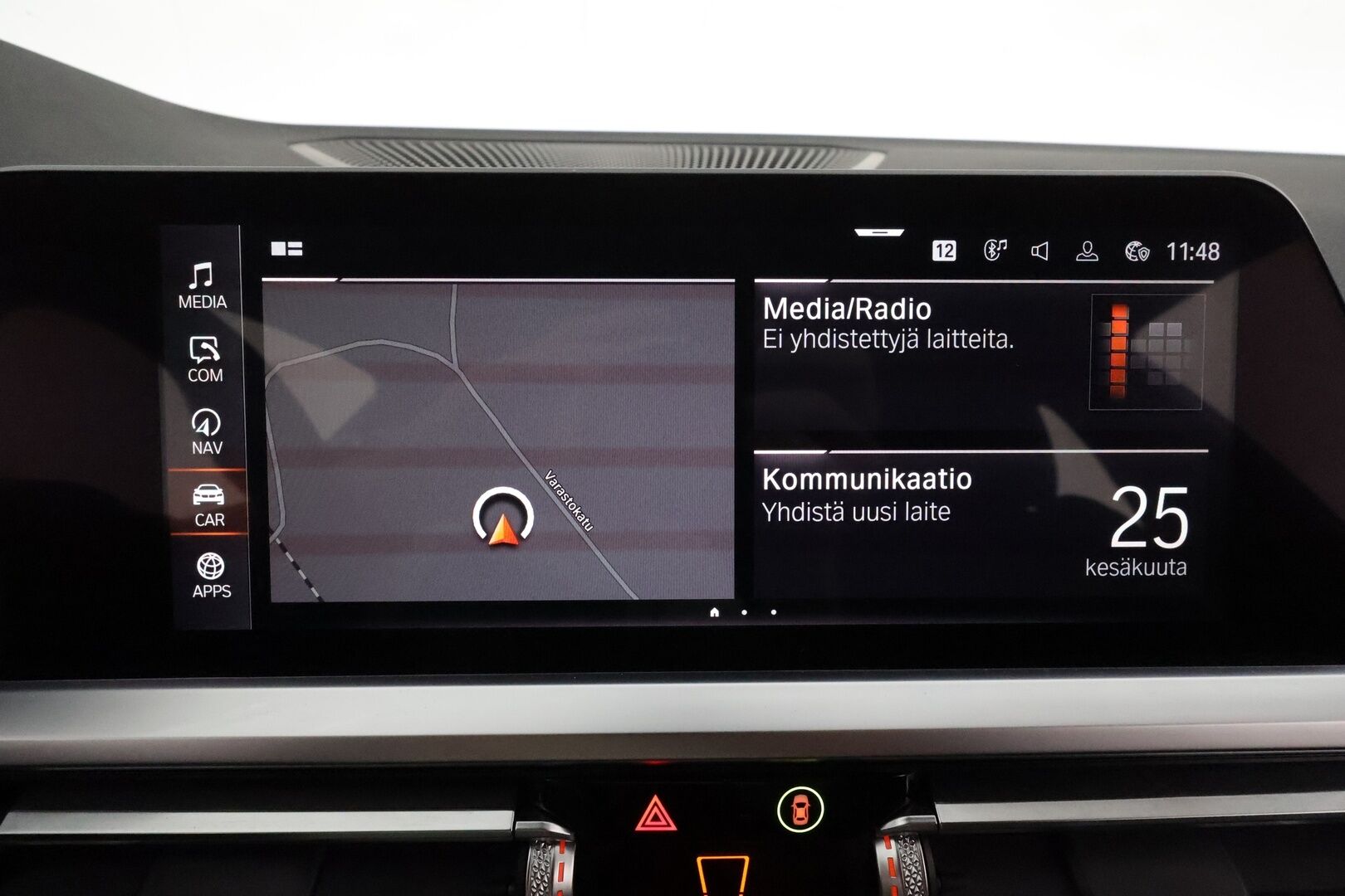 BMW 320 2022 G21 Touring xDrive M-Sport MHEV**Adapt.vakkari / Webasto / Koukku / Hifi / P.kamera / Sporttipenkit / Digimittaristo** - 3,99 % KORKOTARJOUS TÄHÄN AUTOON - Kahdet renkaat aluvanteilla / Merkkihuollettu / Puskurin alle taittuva vetokoukku