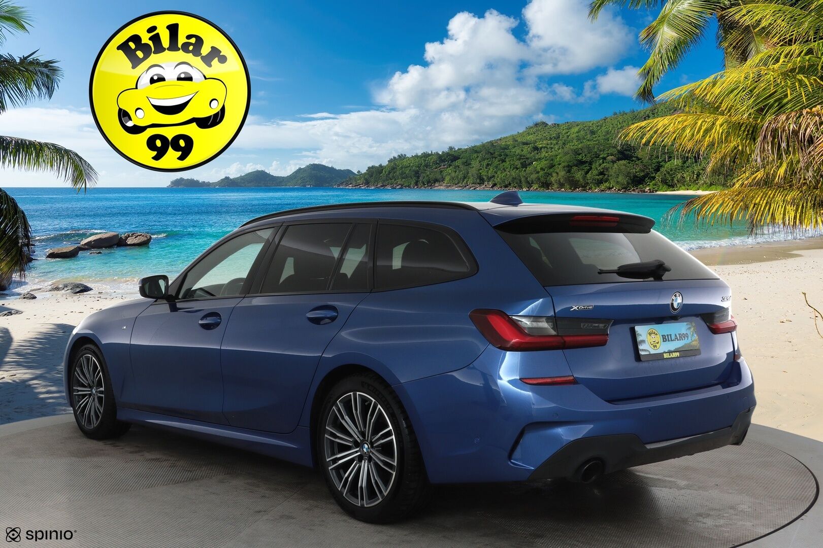 BMW 320 2022 G21 Touring xDrive M-Sport MHEV**Adapt.vakkari / Webasto / Koukku / Hifi / P.kamera / Sporttipenkit / Digimittaristo** - 3,99 % KORKOTARJOUS TÄHÄN AUTOON - Kahdet renkaat aluvanteilla / Merkkihuollettu / Puskurin alle taittuva vetokoukku