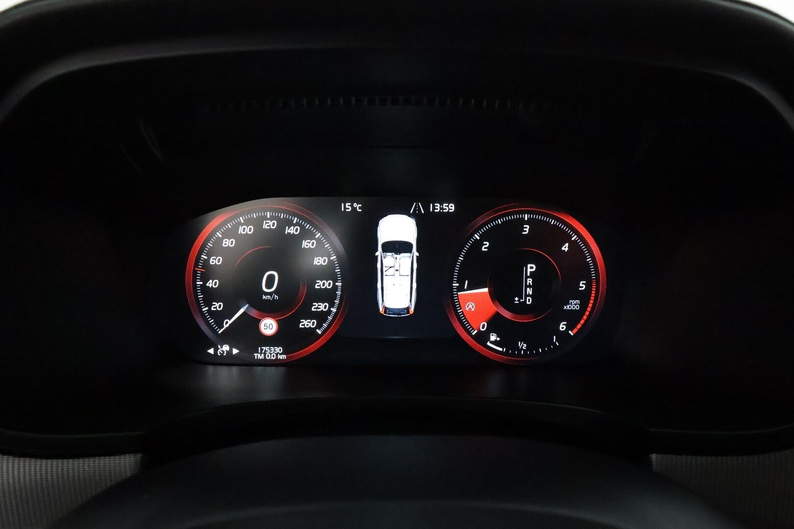 Volvo V90 2017 D5 AWD Inscription aut **Hierovat ja ilmastoidut penkit muistilla / Bowers & Wilkins / 360.kamera / Panorama / Koukku / Ruskeat nahat** - 3,99 % KORKOTARJOUS TÄHÄN AUTOON - KeylessGo / BLIS / Full LED / HUD