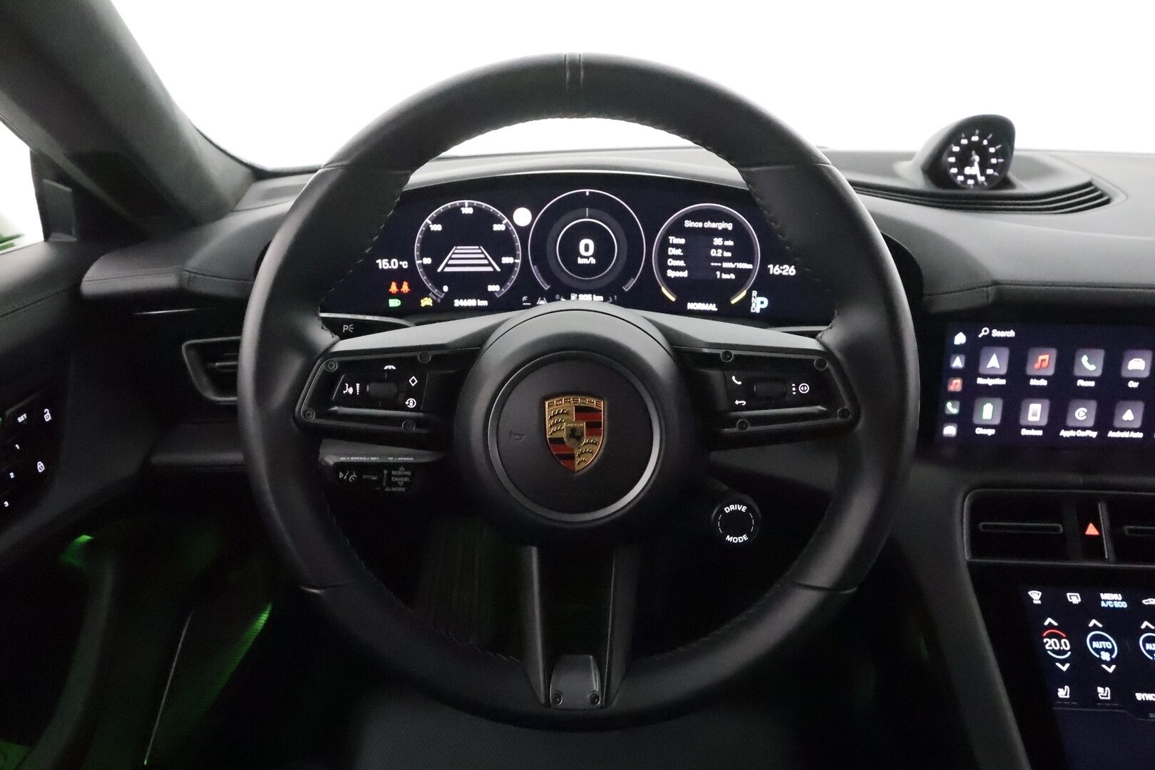 PORSCHE TAYCAN 2021 Turbo **Sport Chrono / Adapt.Vakkari / 360° / Matrix-LED / Ilmastoidut Sporttinahat Muistilla / Burmester / Navi** - 2,99 % KORKOTARJOUS TÄHÄN AUTOON - Nelipyöräohjaus / Lämpöpumppu / Kahdet renkaat vanteilla