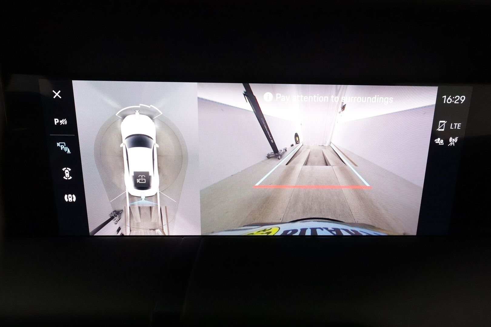 PORSCHE TAYCAN 2021 Turbo **Sport Chrono / Adapt.Vakkari / 360° / Matrix-LED / Ilmastoidut Sporttinahat Muistilla / Burmester / Navi** - 2,99 % KORKOTARJOUS TÄHÄN AUTOON - Nelipyöräohjaus / Lämpöpumppu / Kahdet renkaat vanteilla